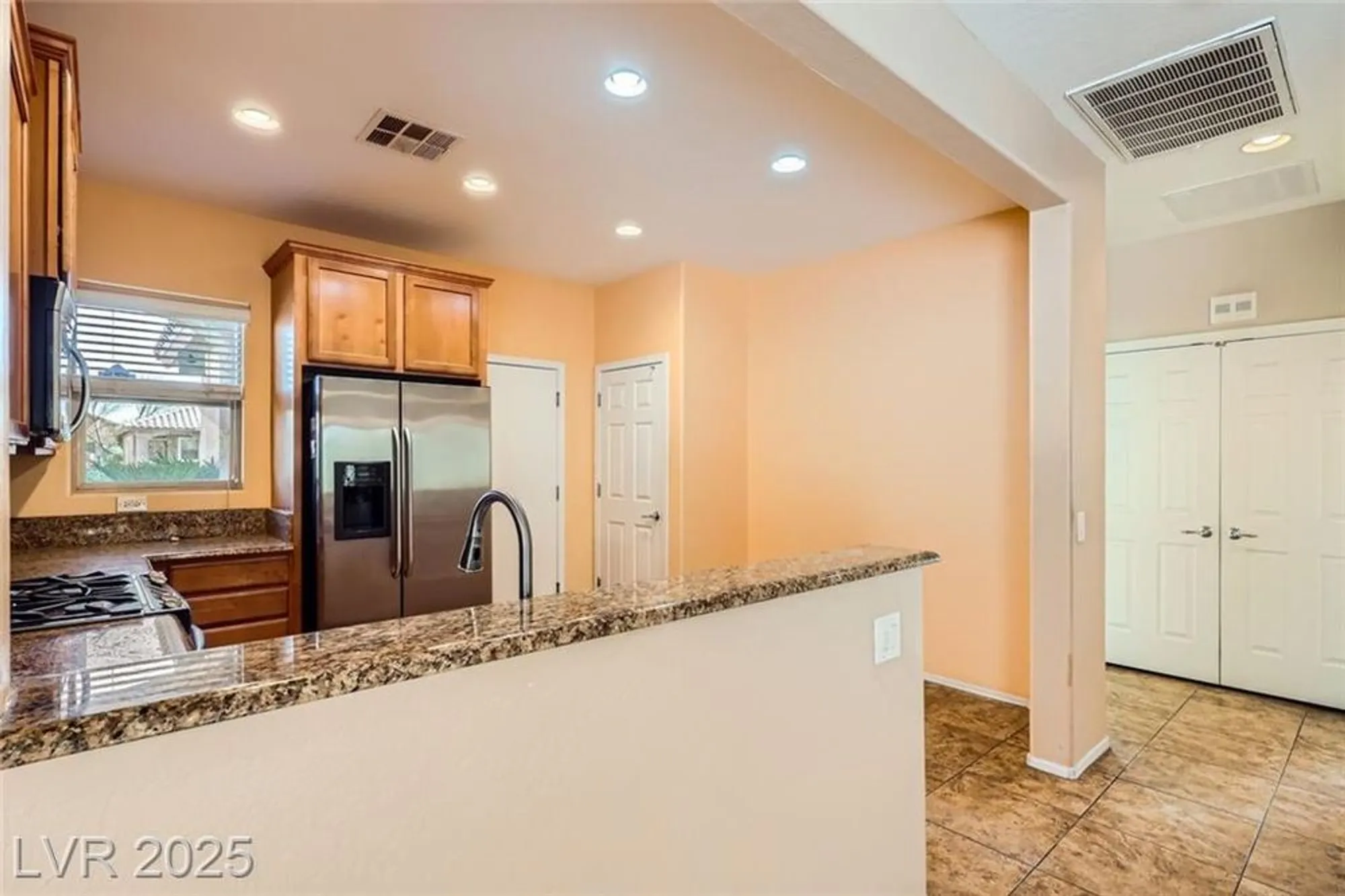 Property Slideshow image 21 of 53 | 6128 isola peak ave, Las Vegas, NV, 89122