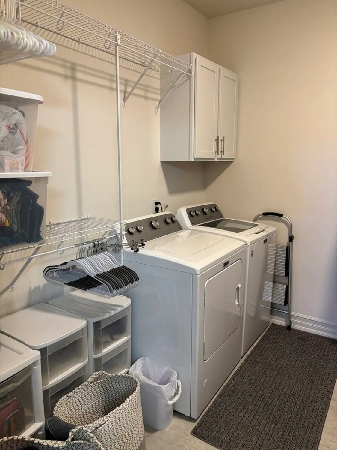 Property Slideshow image 18 of 34 | 408 stearn dr # 408, Genoa, IL, 60135