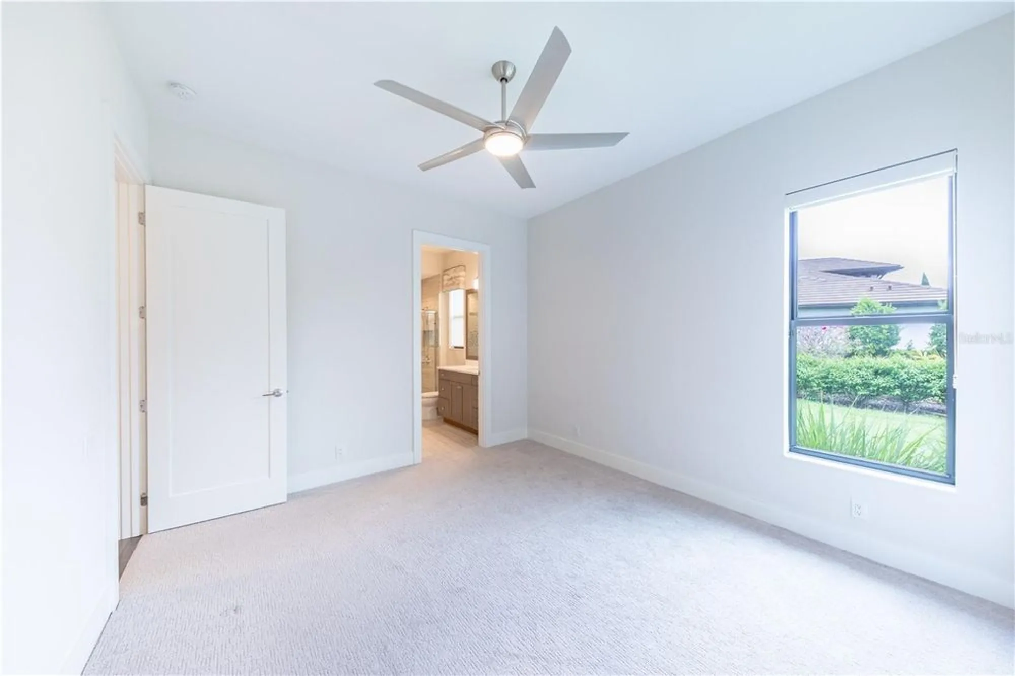 Property Slideshow image 38 of 63 | 5408 greenbrook dr, Sarasota, FL, 34238