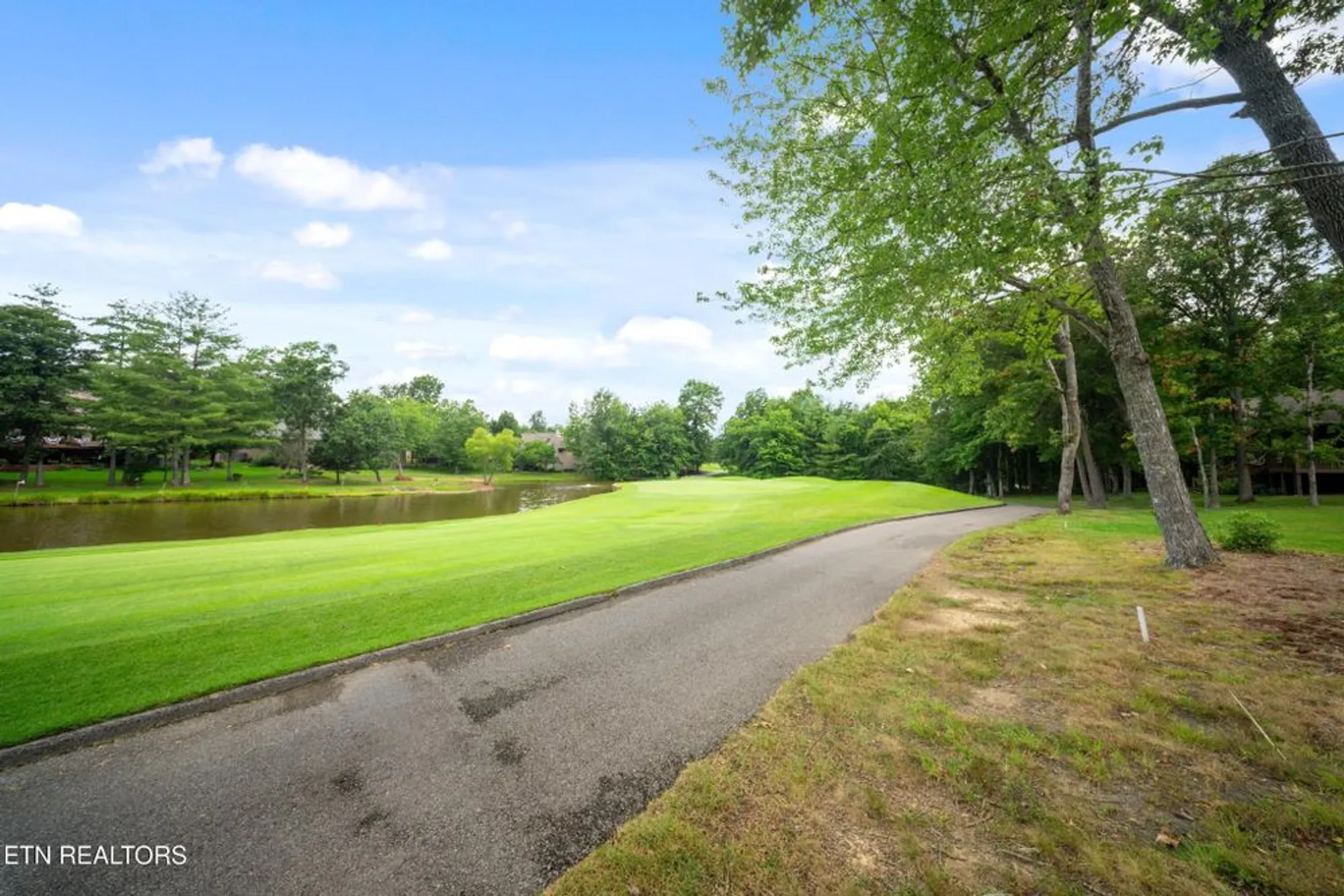 Property Slideshow image 43 of 49 | 46 westridge ct, Crossville, TN, 38558