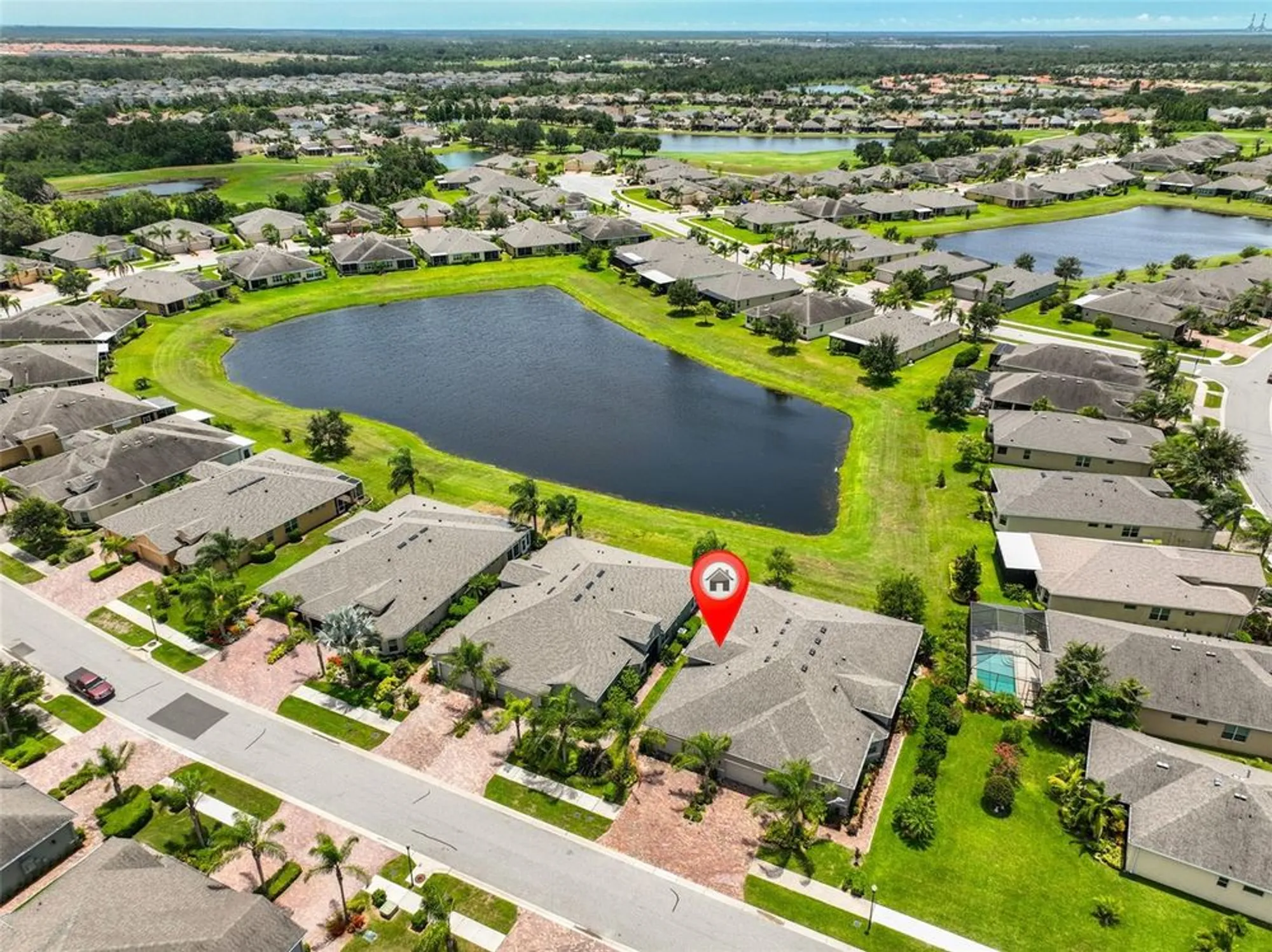 Property Slideshow image 44 of 67 | 611 chipper dr, Sun City Center, FL, 33573