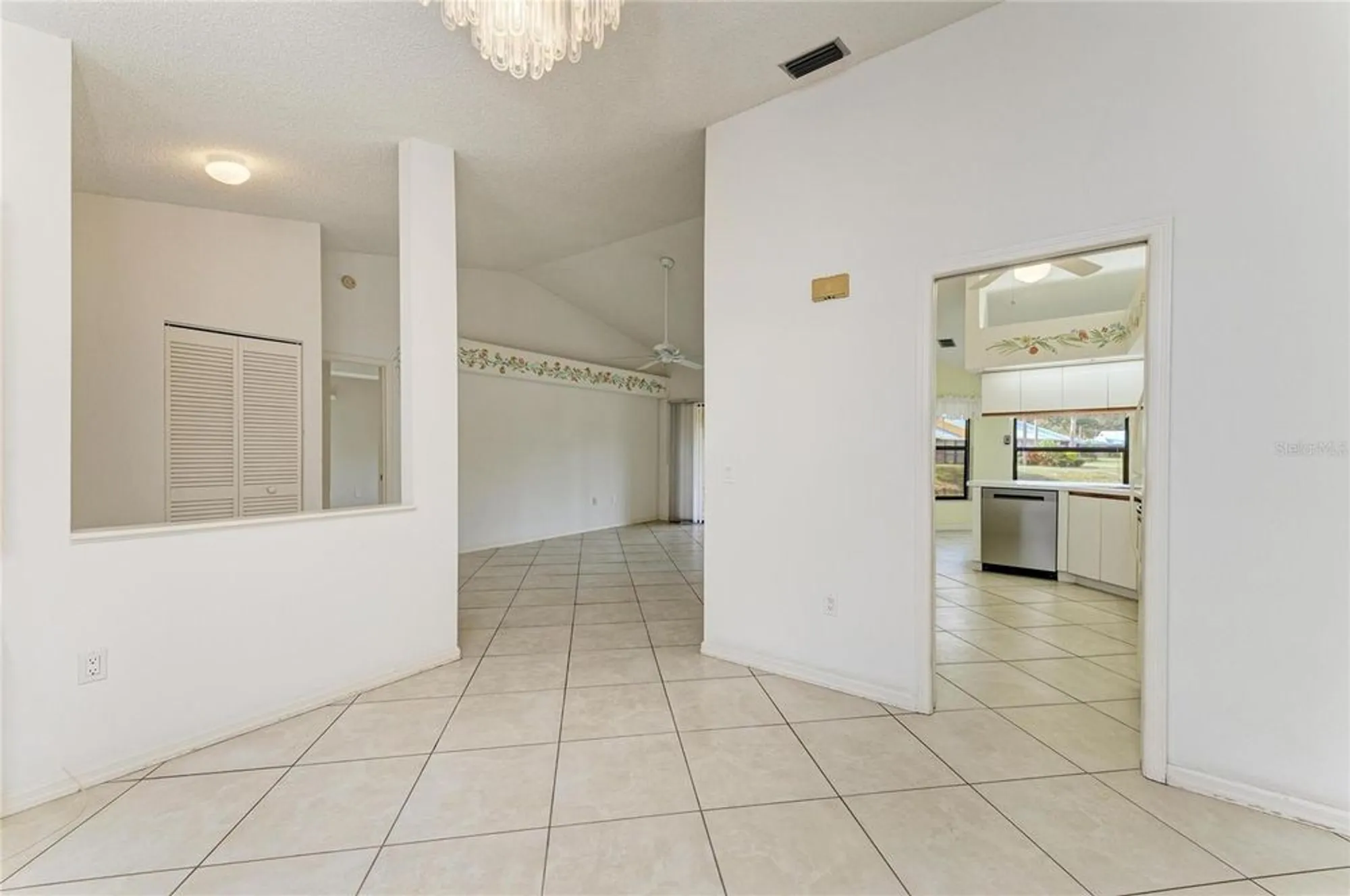 Property Slideshow image 12 of 62 | 101 southampton pl 248, Venice, FL, 34293