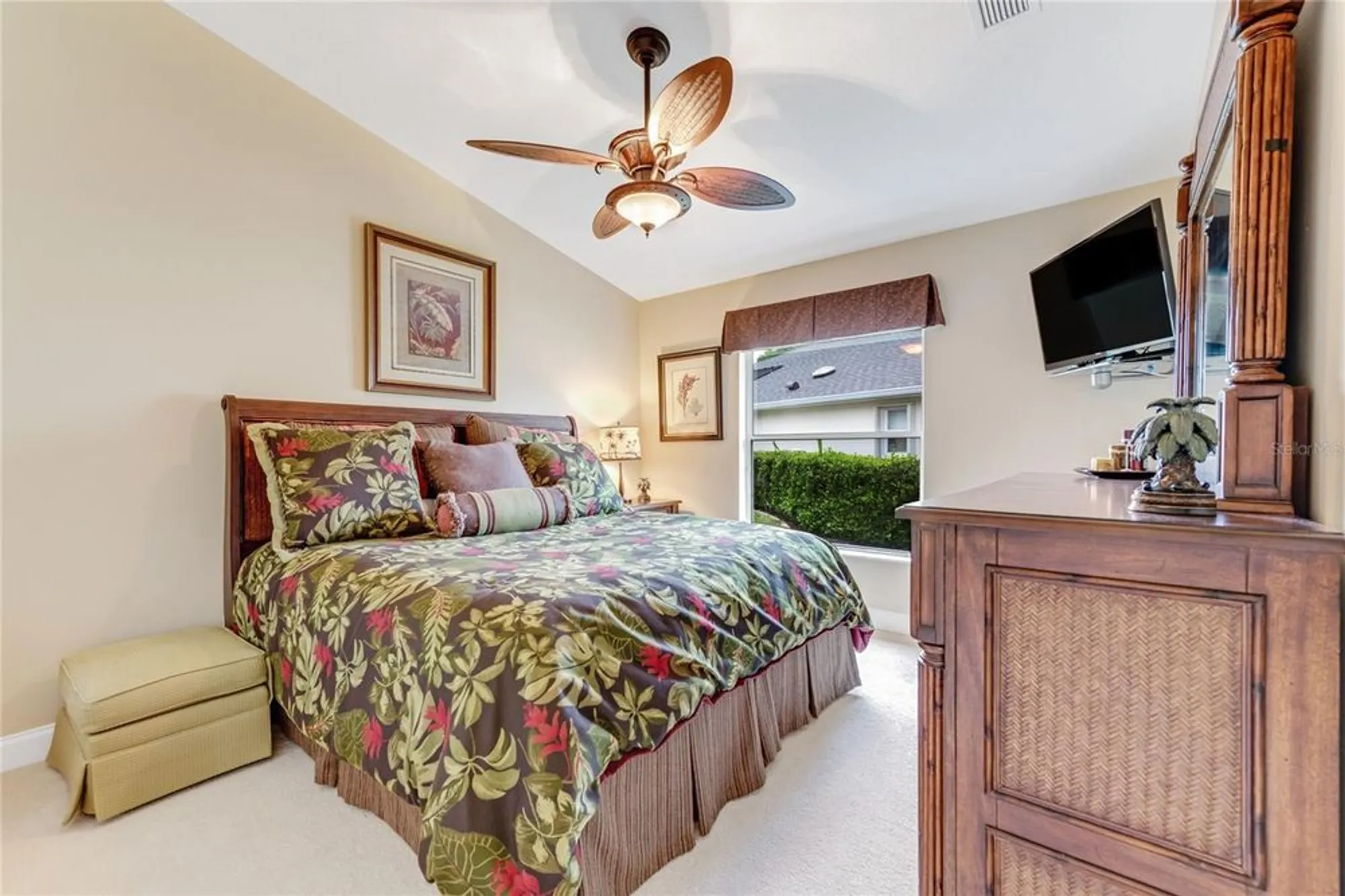 Property Slideshow image 27 of 59 | 1383 coconut palm cir, Port Orange, FL, 32128