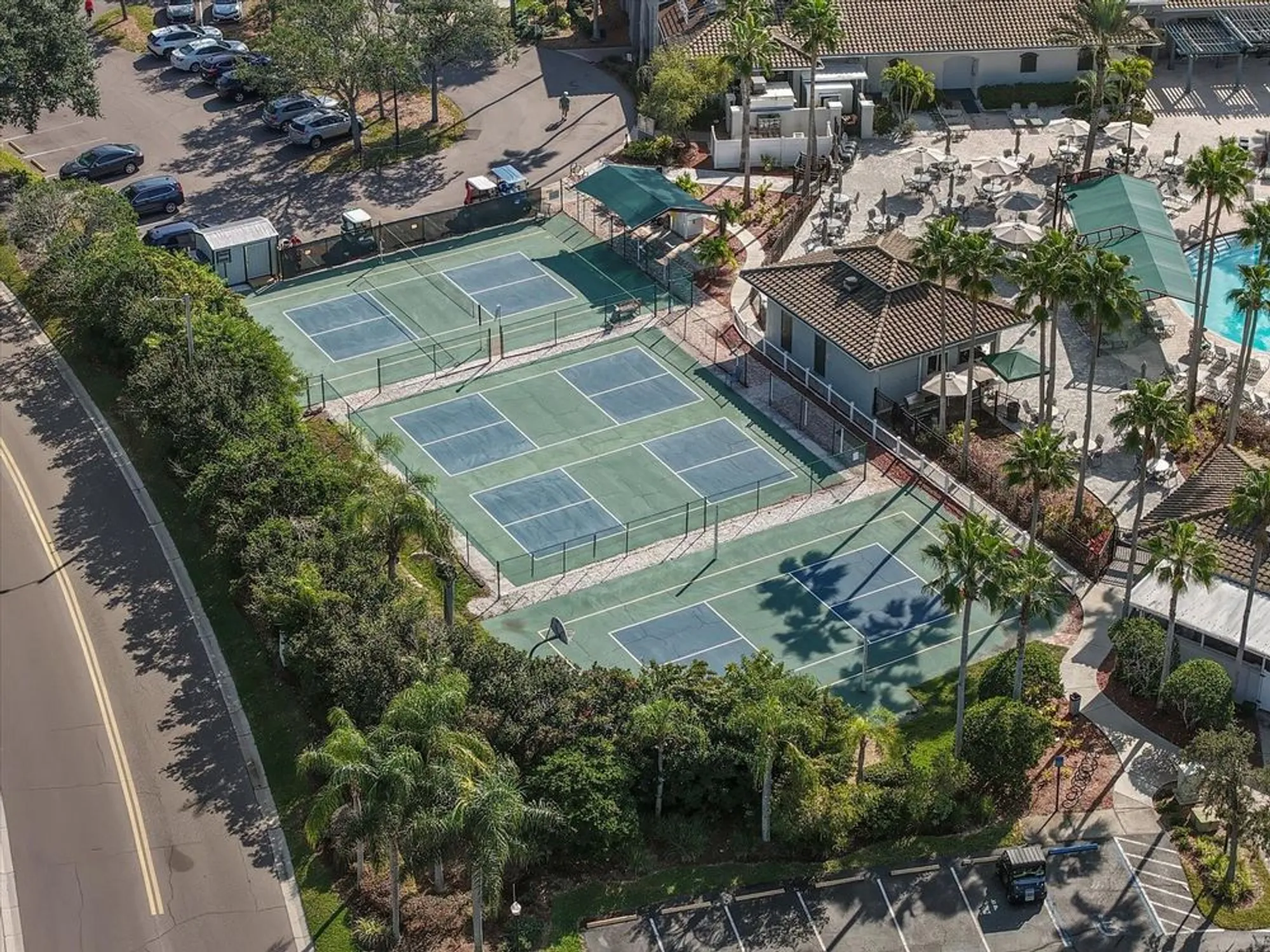 Property Slideshow image 33 of 35 | 2490 kensington greens dr, Sun City Center, FL, 33573