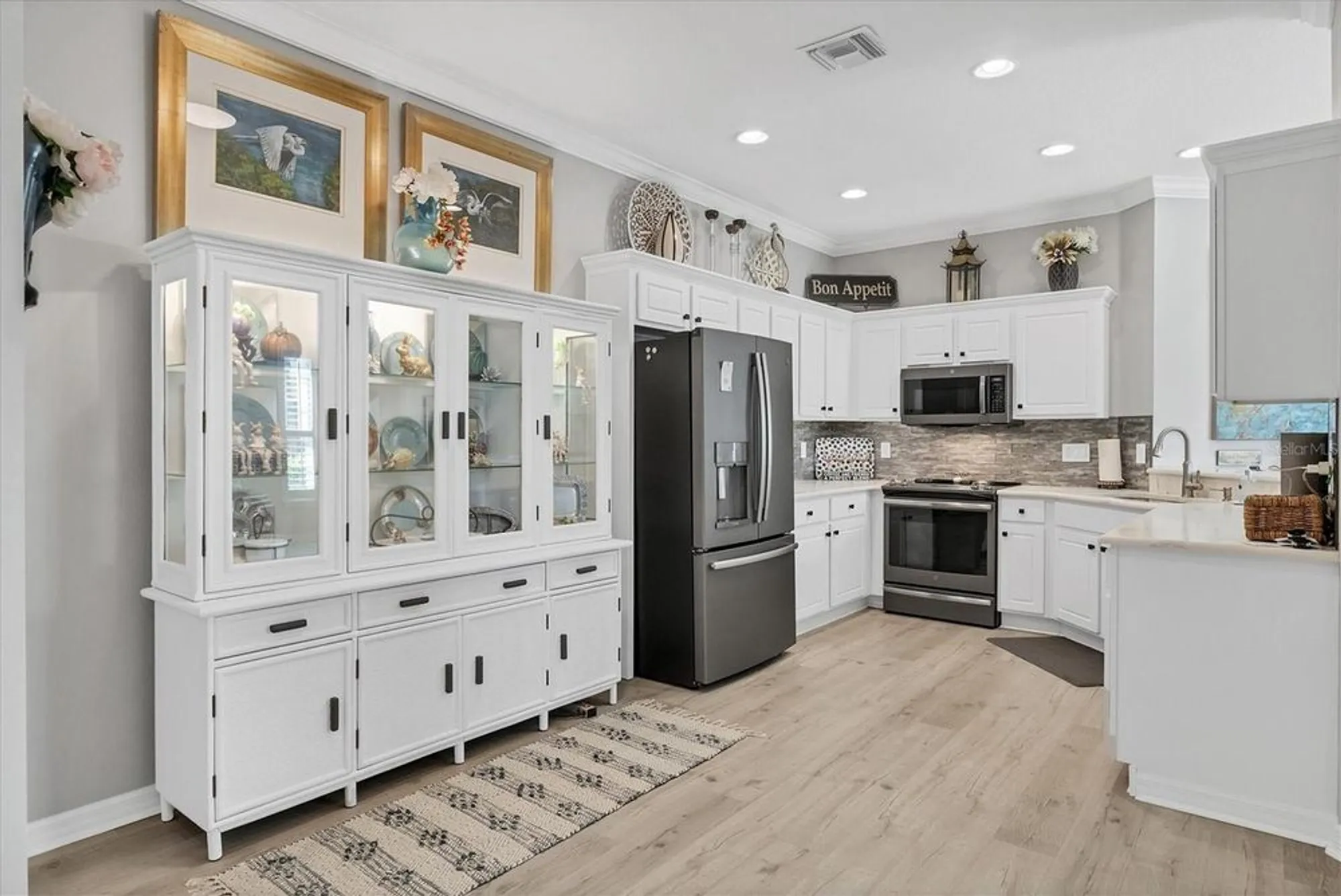 Property Slideshow image 13 of 67 | 4820 whispering oaks dr, North Port, FL, 34287