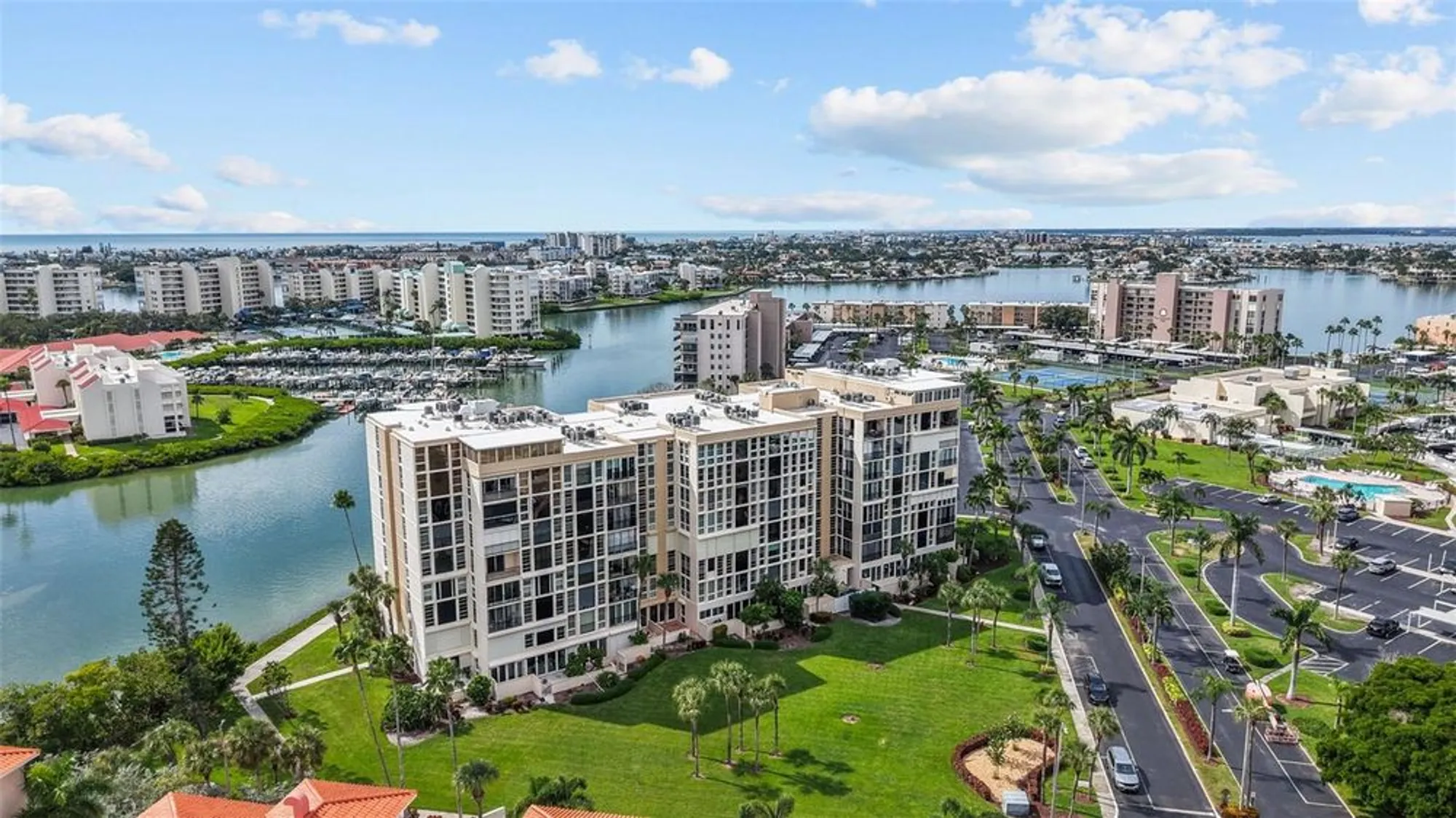 Property Slideshow image 41 of 58 | 7400 sun island dr 412, South Pasadena, FL, 33707