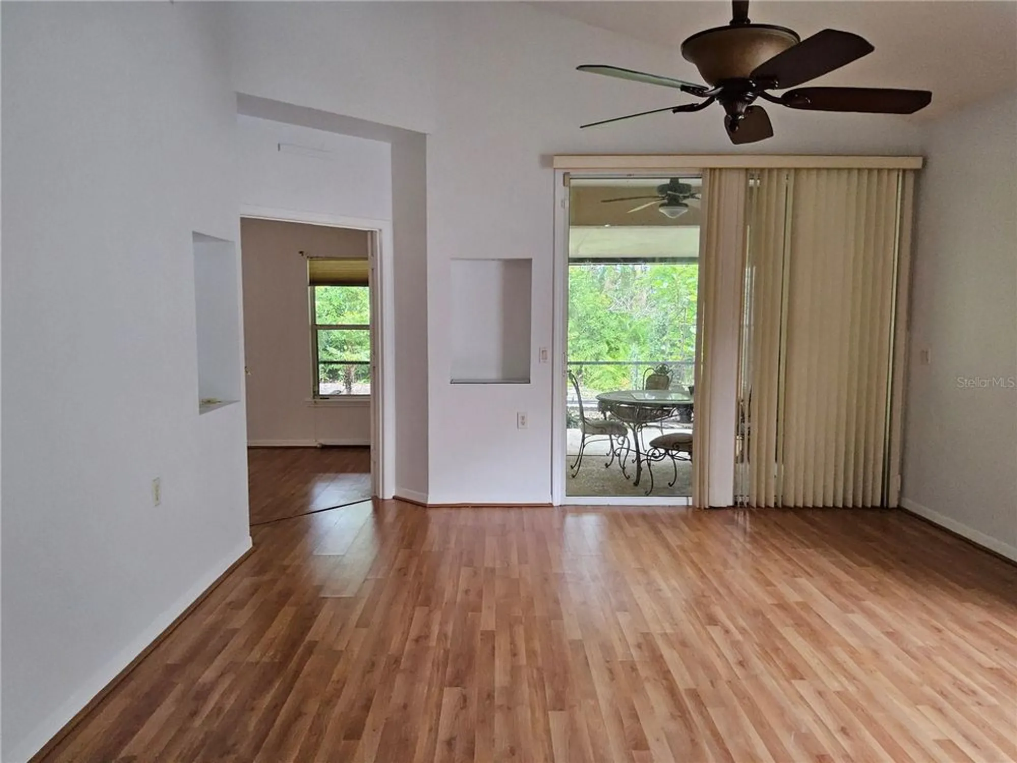 Property Slideshow image 15 of 28 | 8023 saint andrews way, Mount Dora, FL, 32757