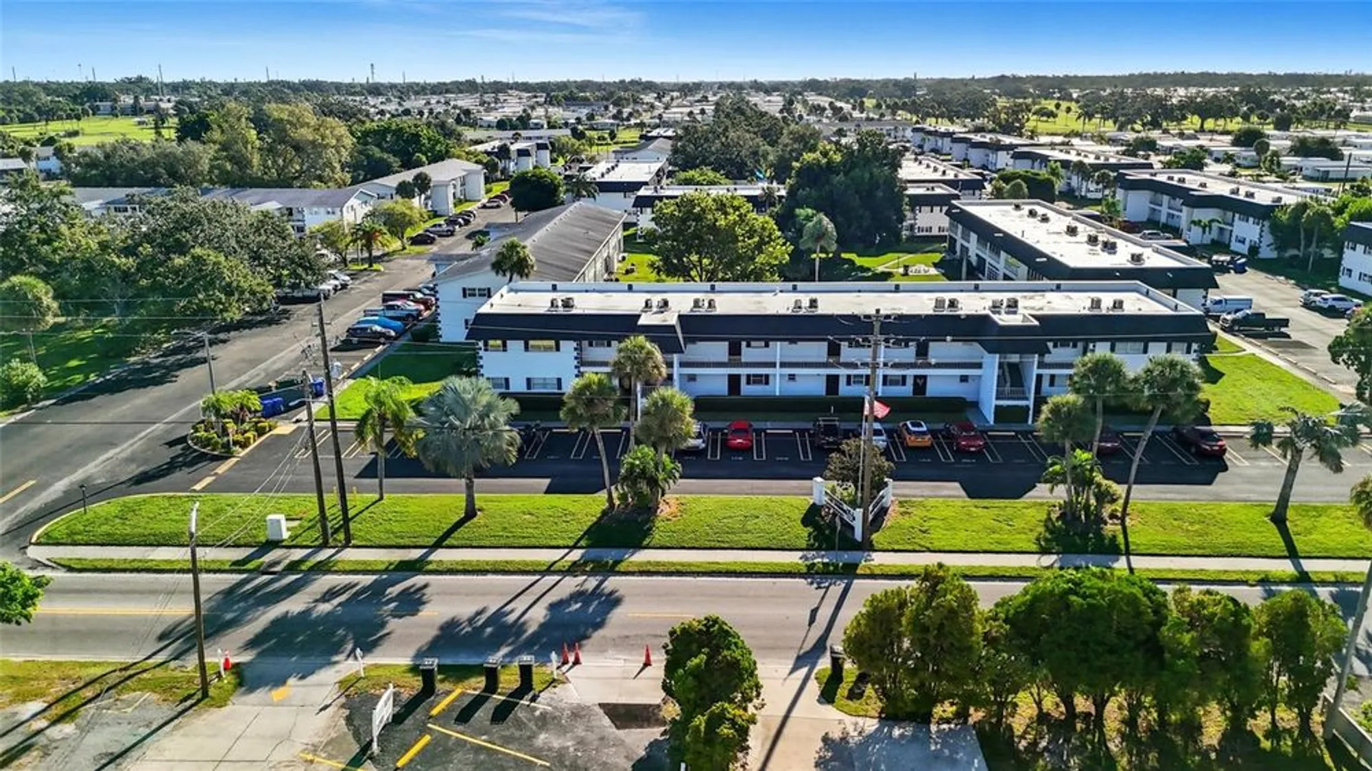 Property Slideshow image 20 of 25 | 4705 5th st w apt 302, Bradenton, FL, 34207