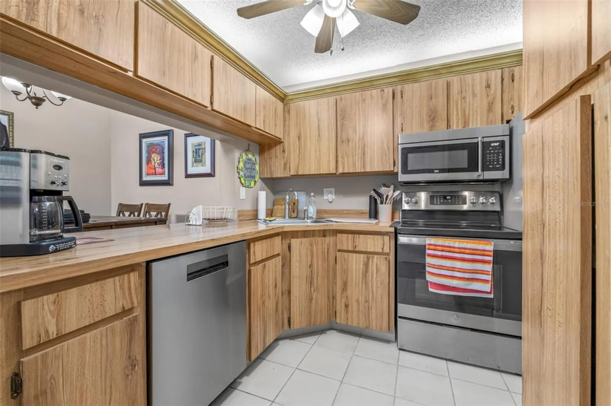 Property Slideshow image 11 of 34 | 1871 pine ridge way w apt h3, Palm Harbor, FL, 34684