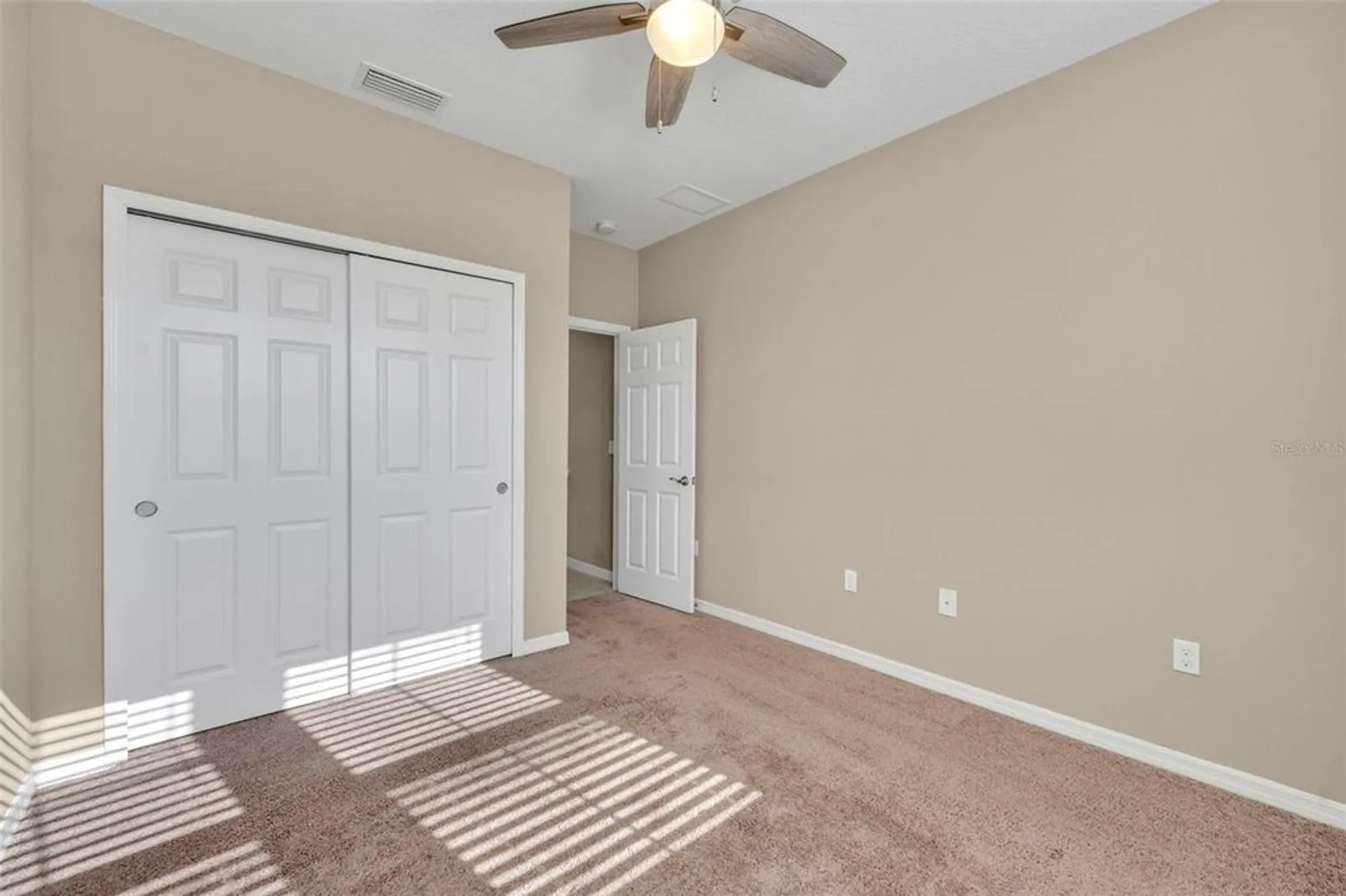 Property Slideshow image 31 of 64 | 397 alcove dr, Groveland, FL, 34736