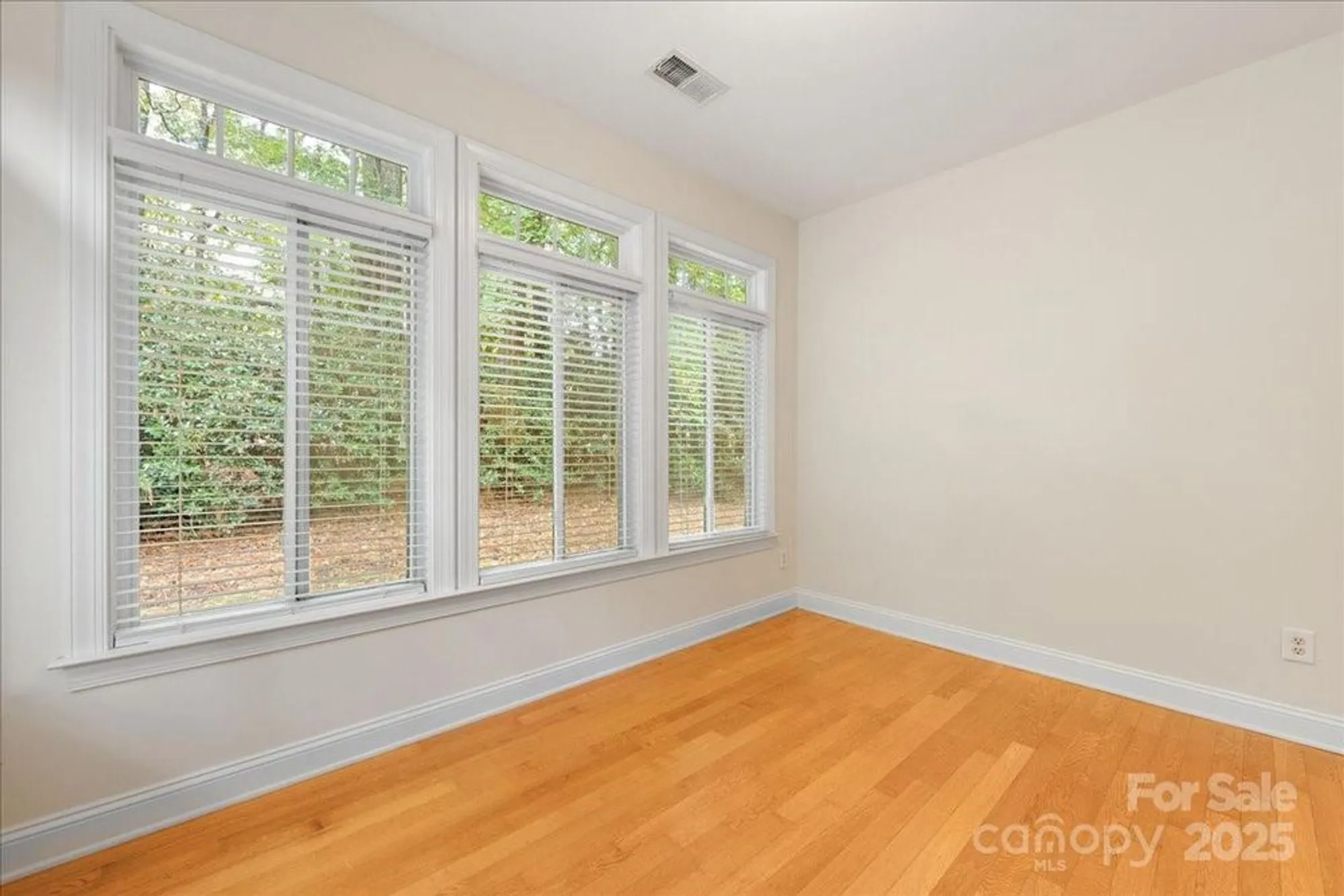 Property Slideshow image 14 of 48 | 1924 mezzo ct, Matthews, NC, 28105