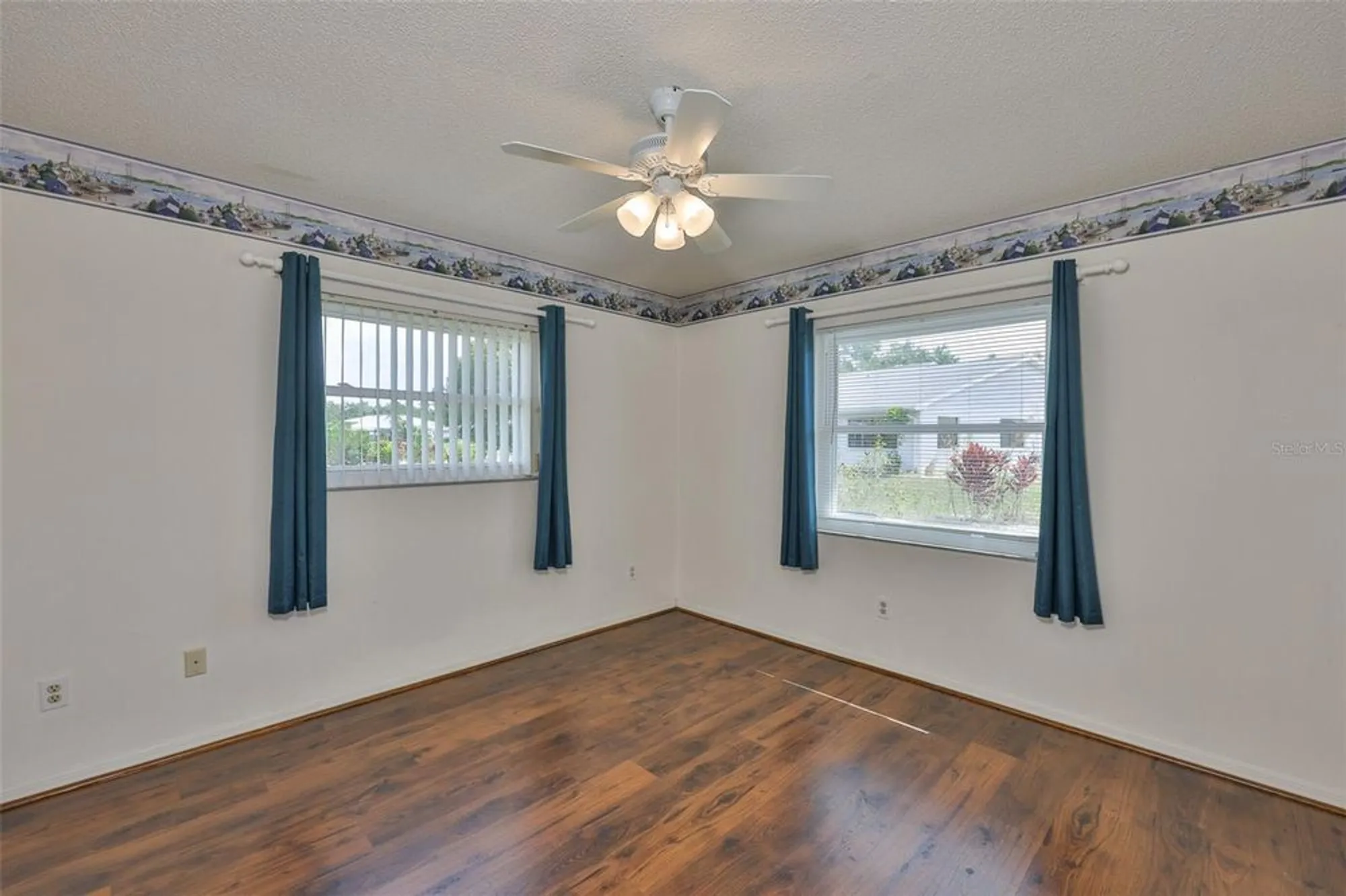 Property Slideshow image 30 of 46 | 206 sola ln, Sun City Center, FL, 33573