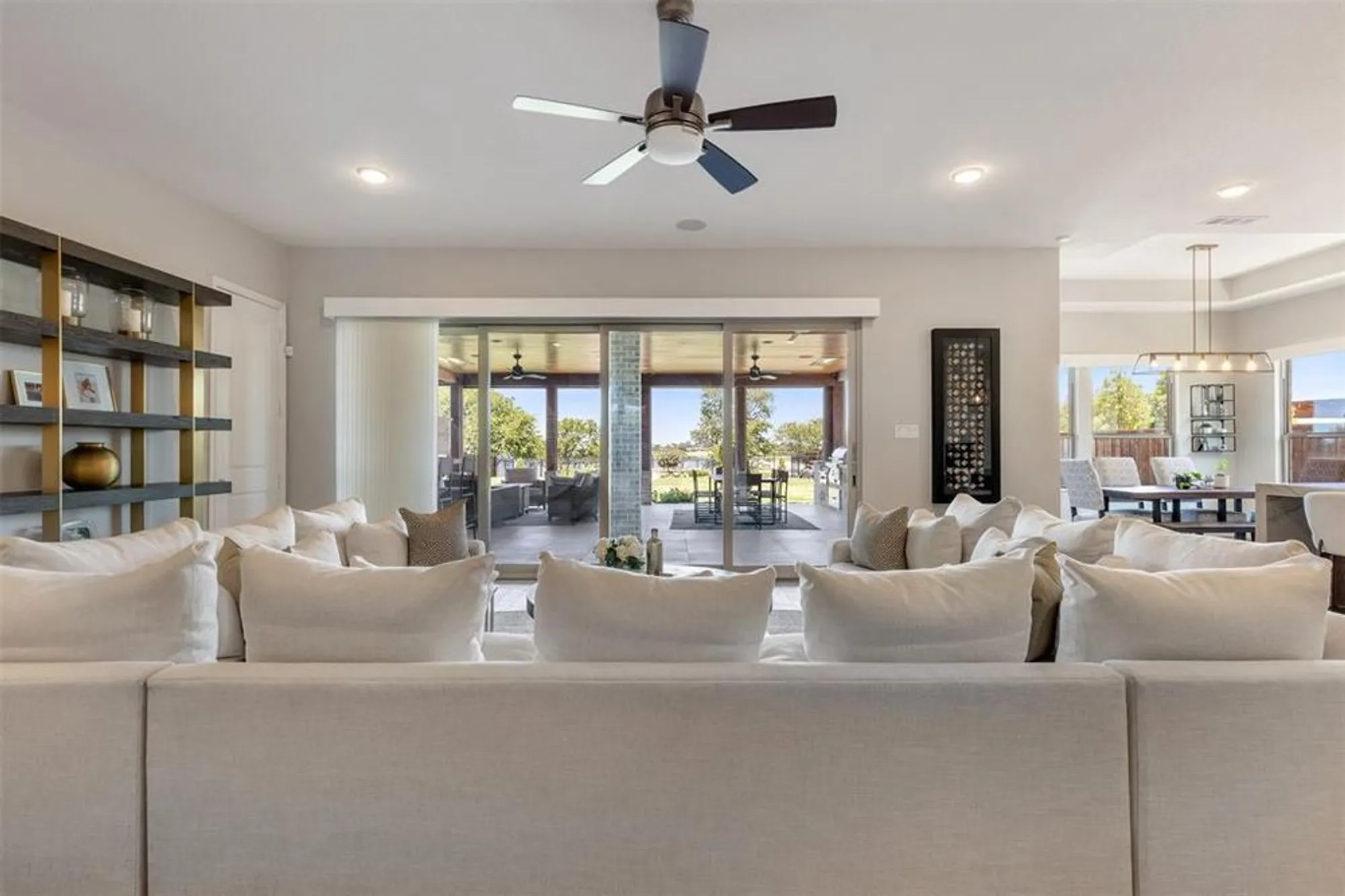 Property Slideshow image 18 of 40 | 7740 castlebridge, The Colony, TX, 75056