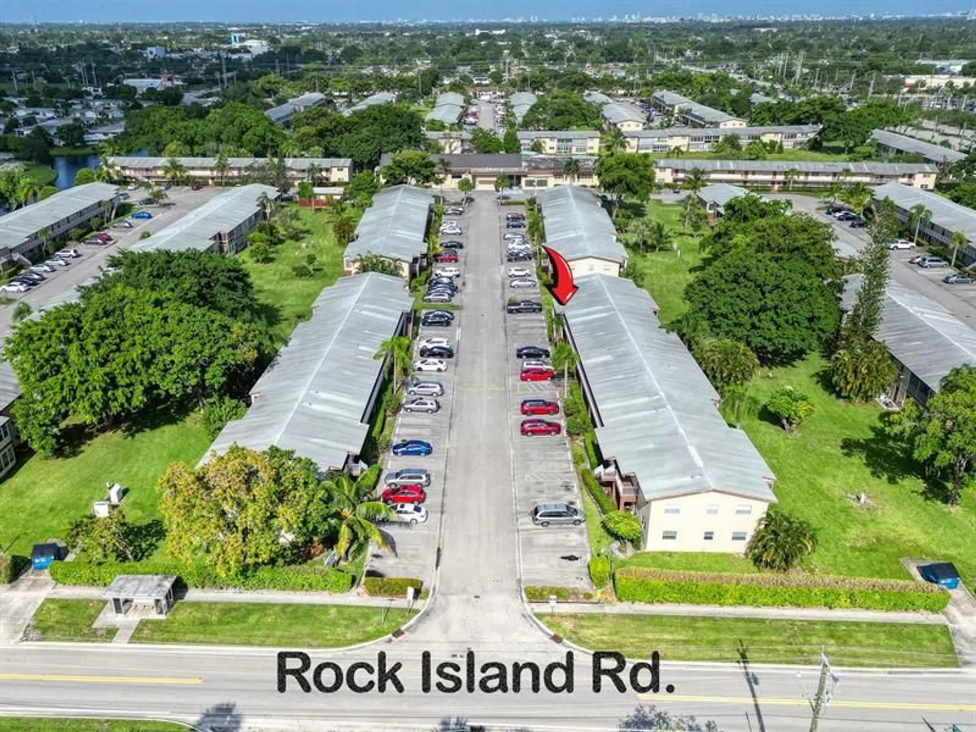 Property Slideshow image 5 of 45 | 7600 nw 5th ct apt 202, Margate, FL, 33063