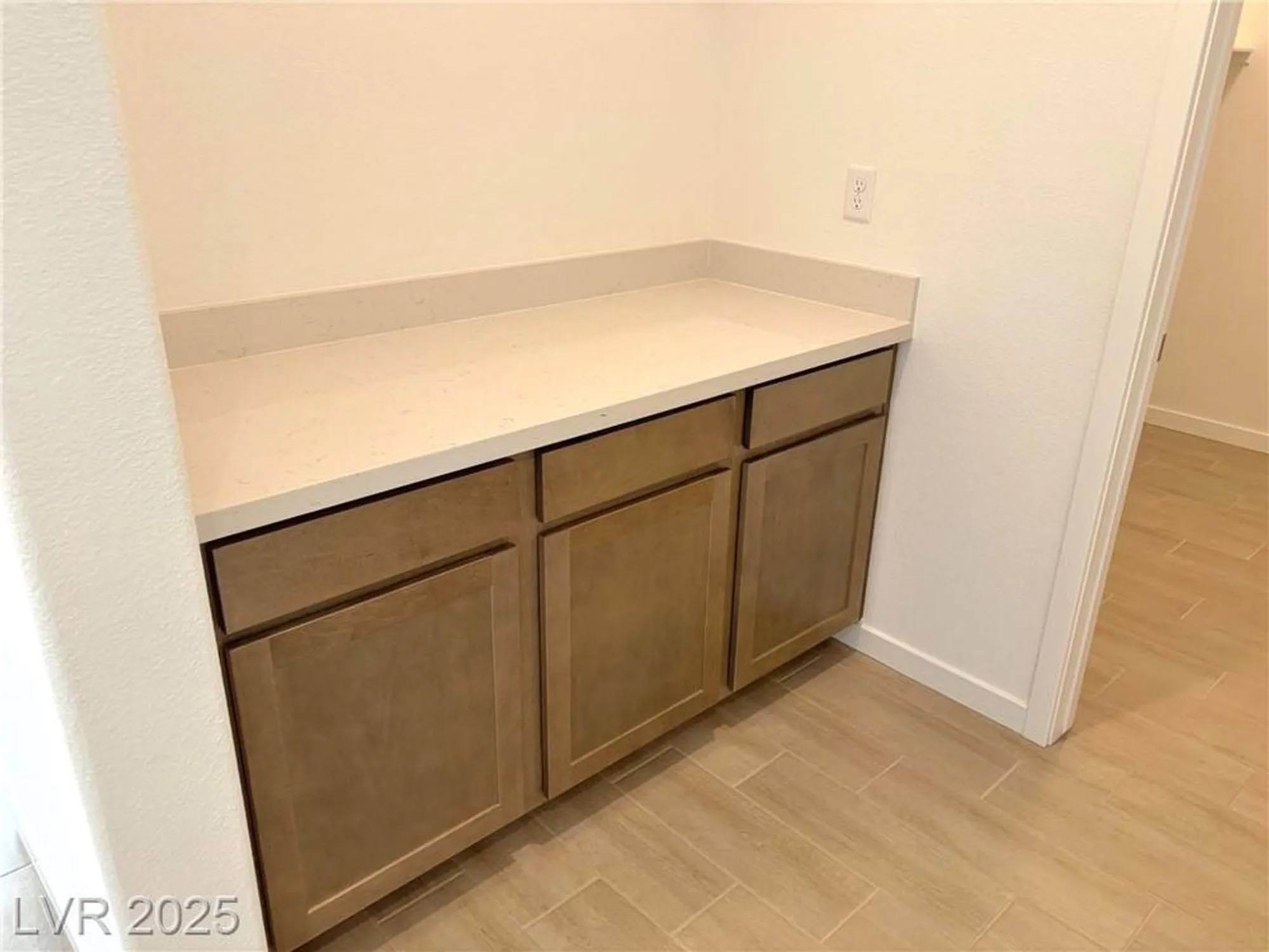 Property Slideshow image 8 of 26 | 4332 angel falls ct, Pahrump, NV, 89061