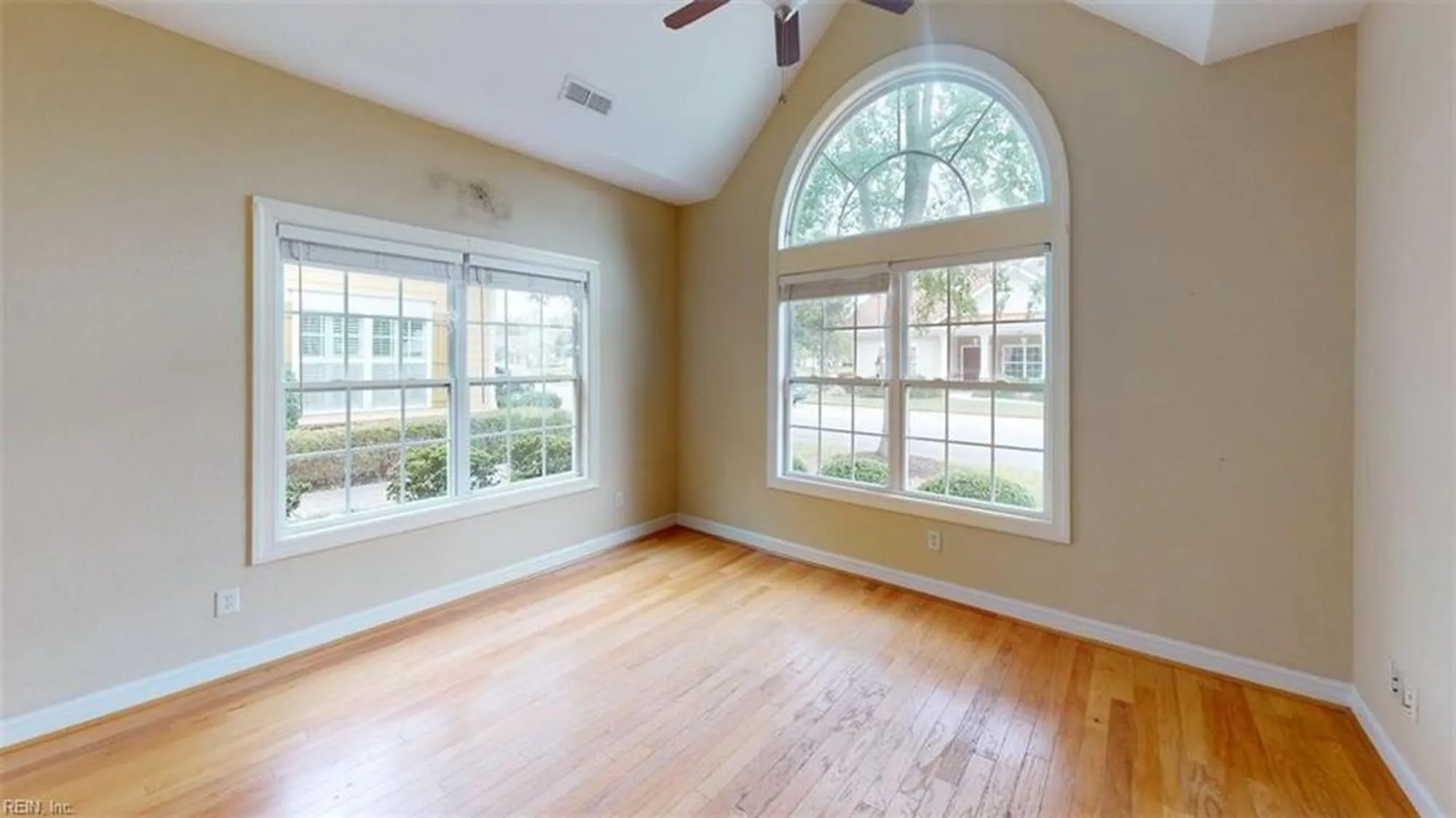 Property Slideshow image 37 of 50 | 1441 carrolton way # 165, Chesapeake, VA, 23320