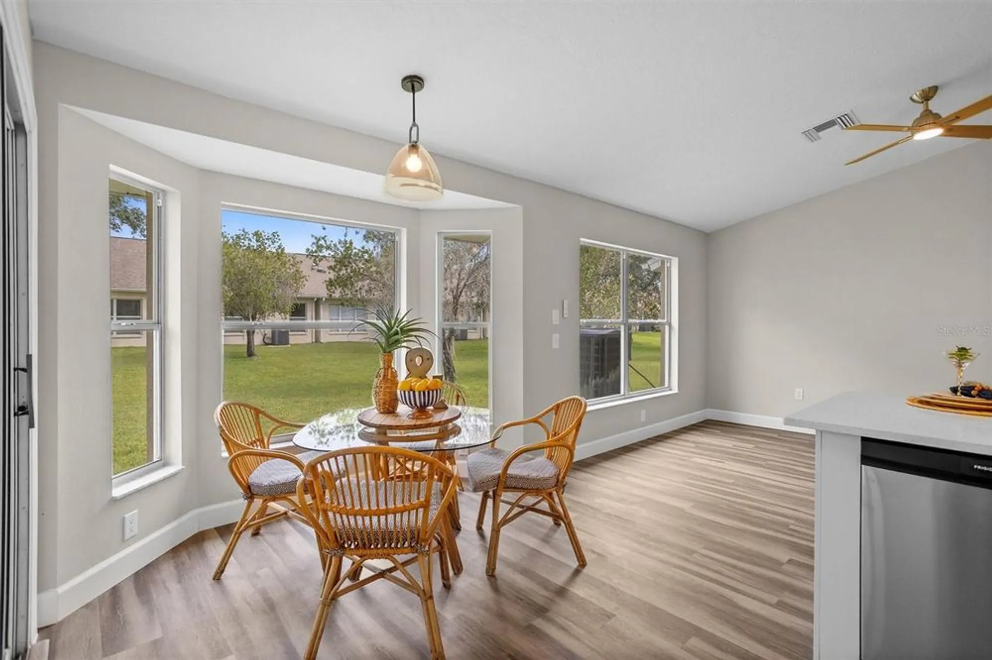 Property Slideshow image 10 of 68 | 1046 almondwood dr, Trinity, FL, 34655