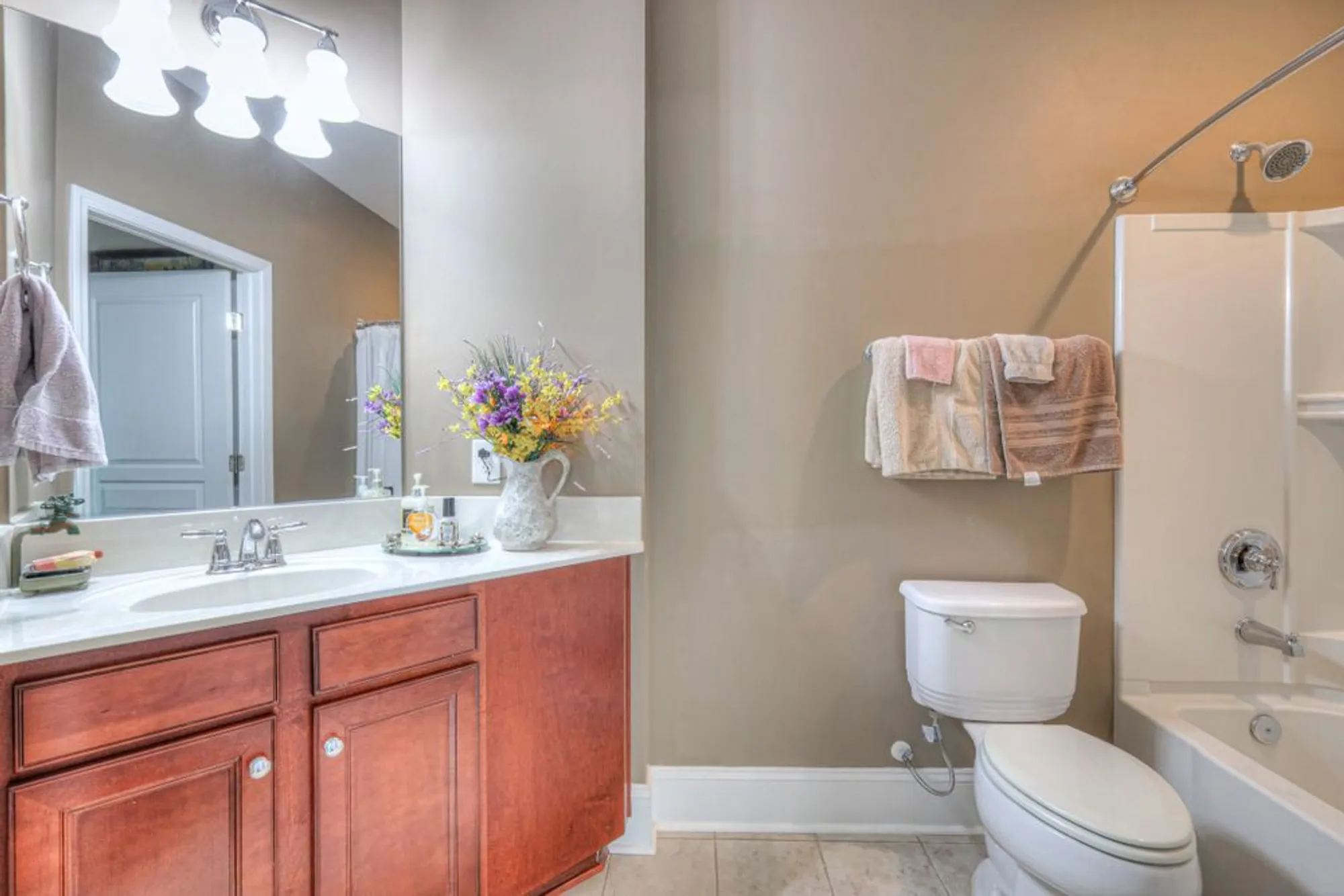 Property Slideshow image 26 of 43 | 302 blockade ln, Mount Juliet, TN, 37122