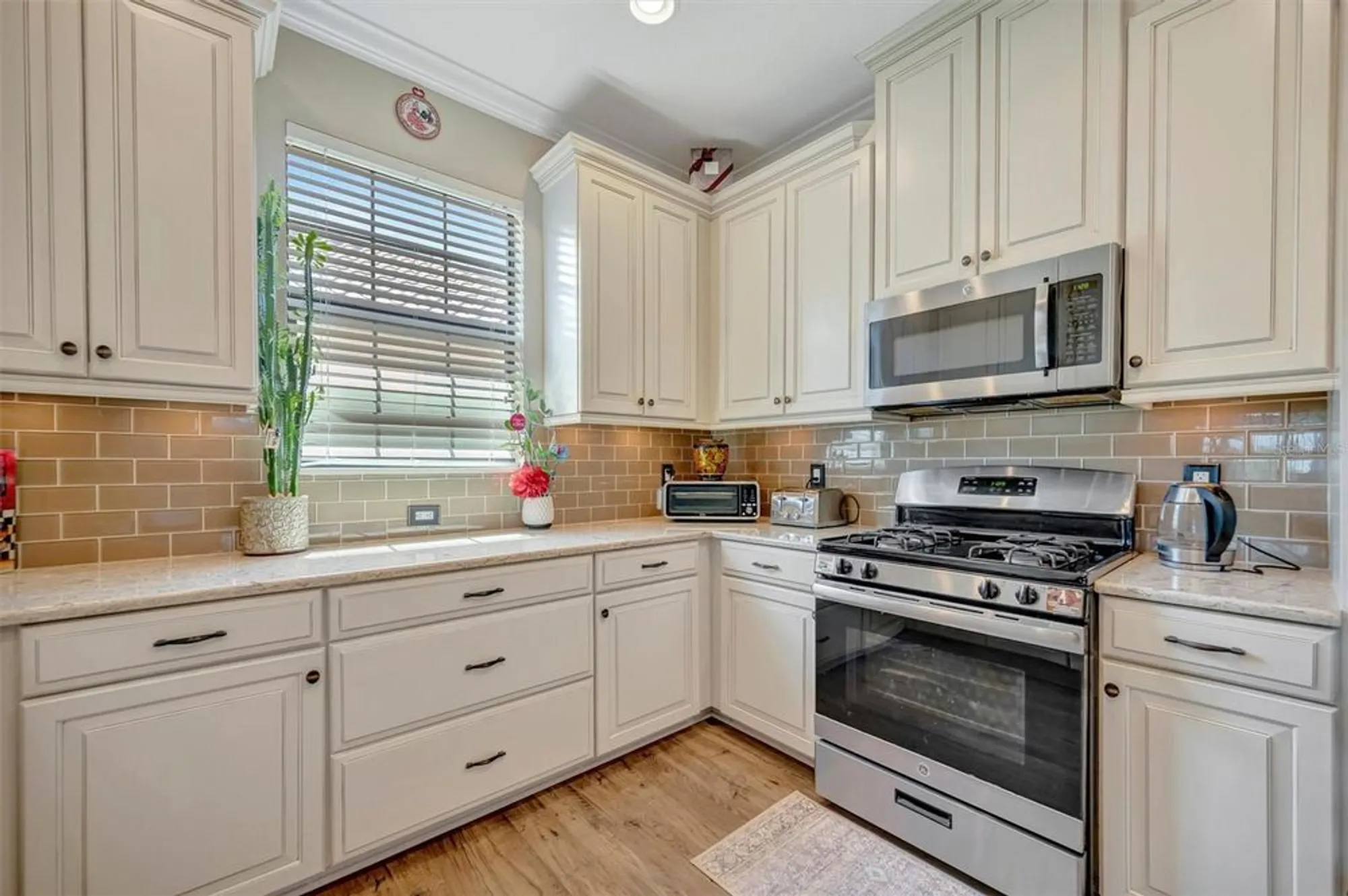 Property Slideshow image 26 of 86 | 5548 sentiero dr, Nokomis, FL, 34275