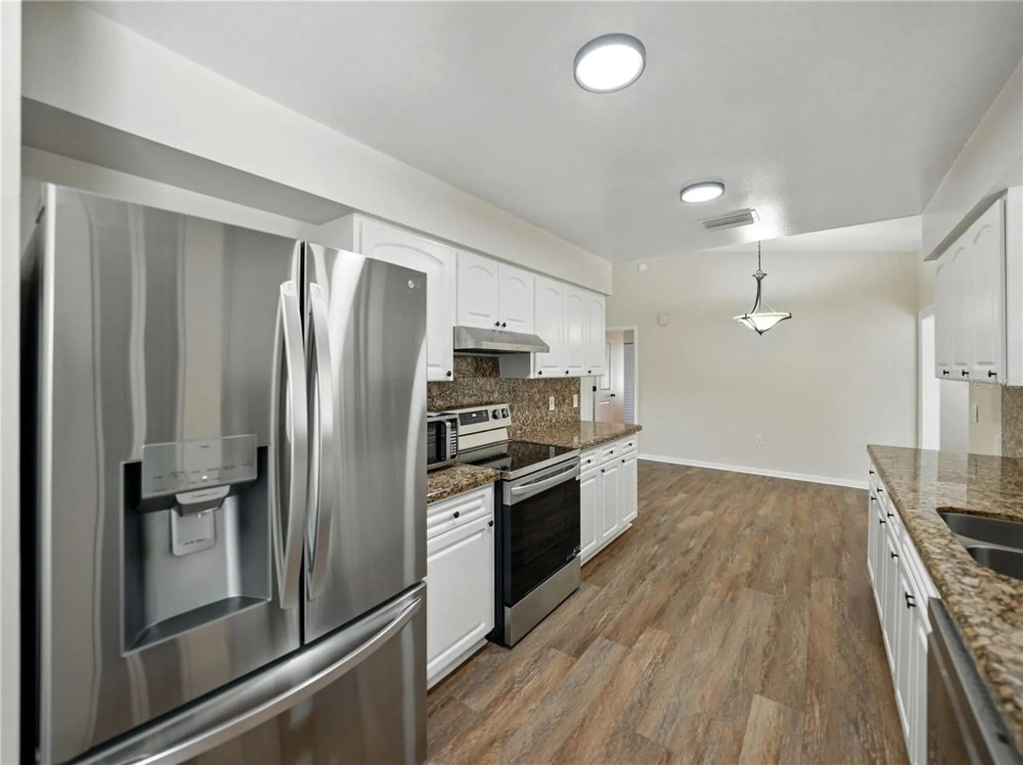 Property Slideshow image 14 of 55 | 4965 goldenview ln, Lakeland, FL, 33811