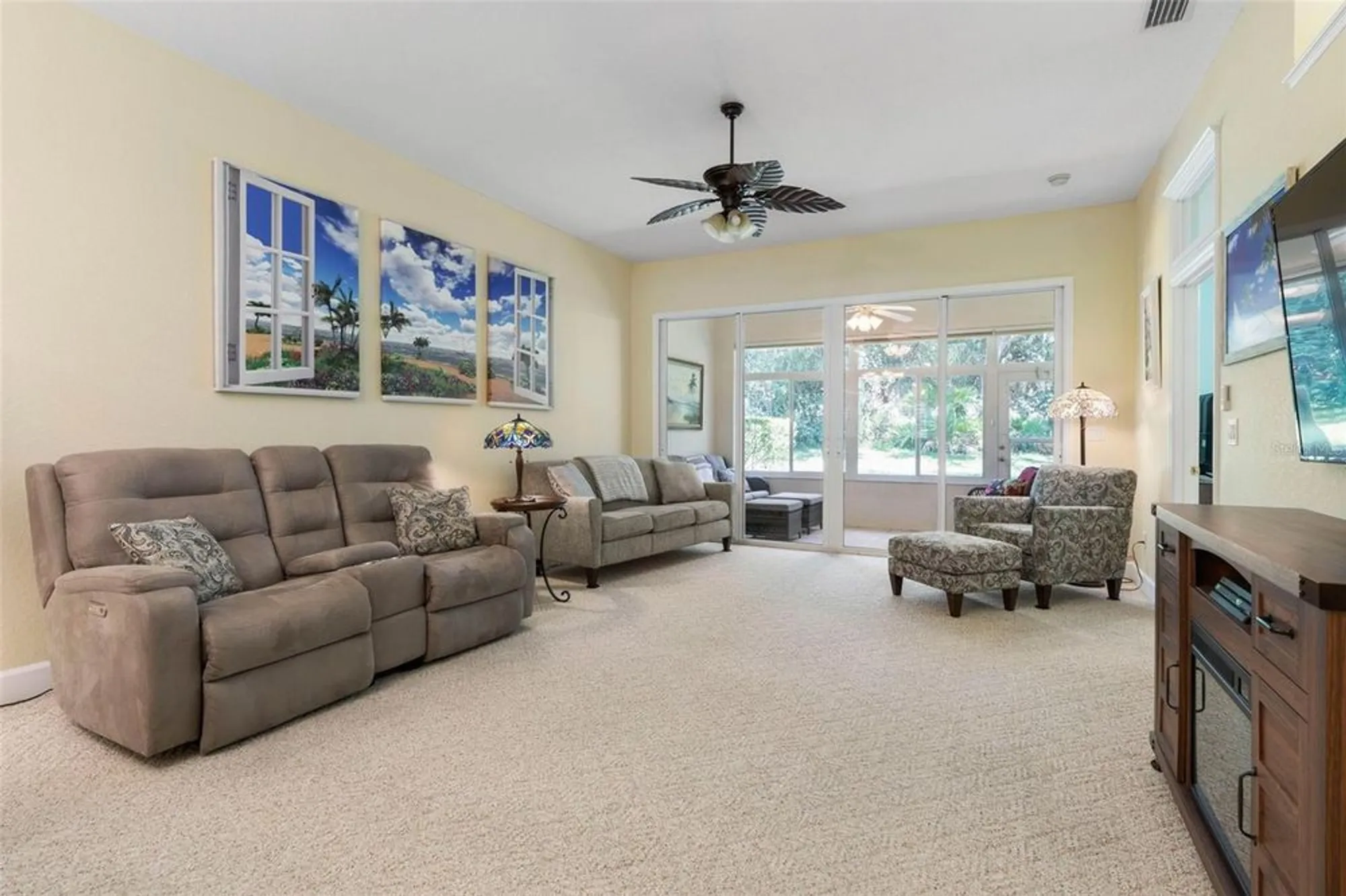 Property Slideshow image 9 of 91 | 3005 glin cir, Ormond Beach, FL, 32174