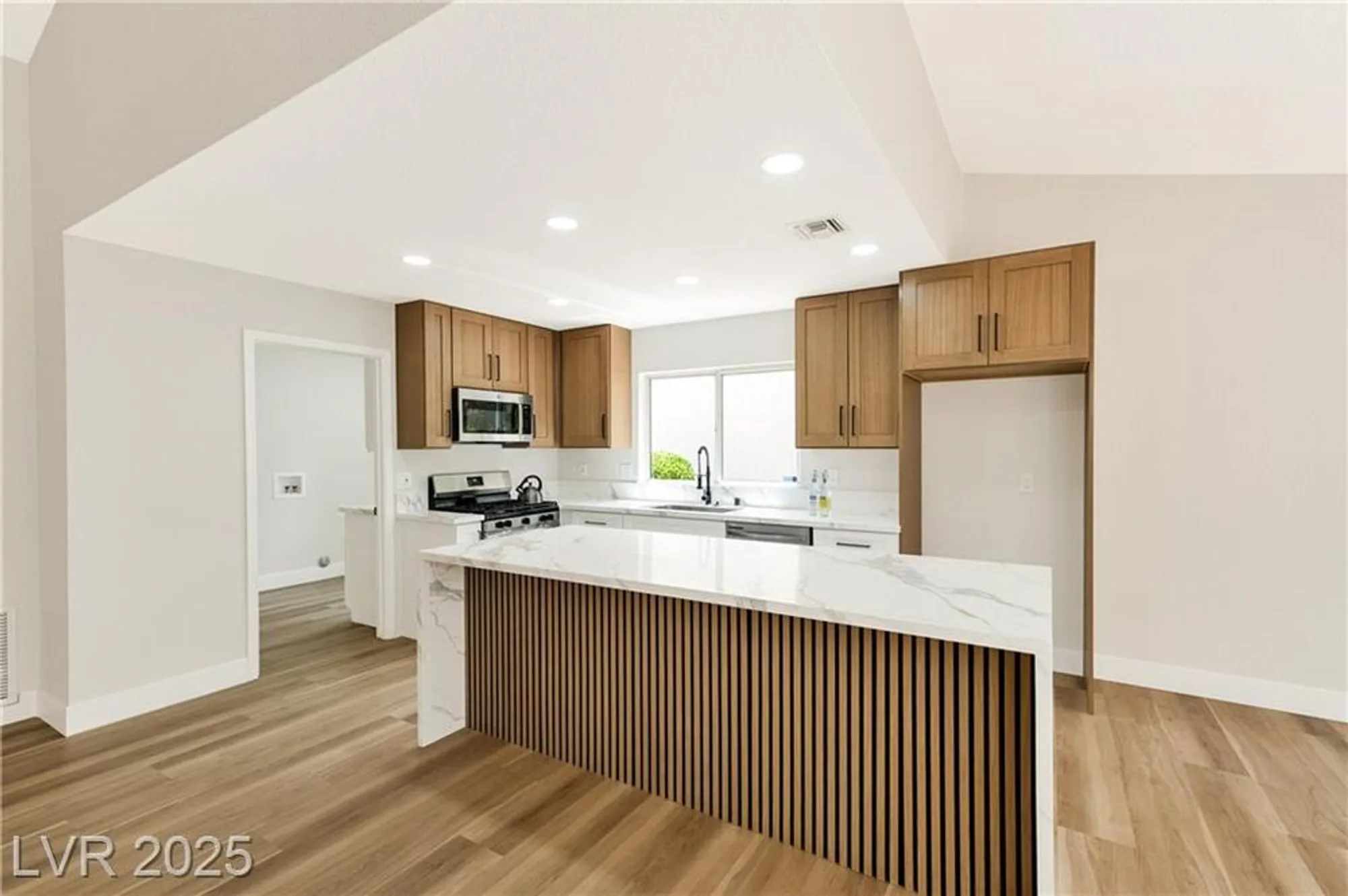 Property Slideshow image 5 of 35 | 2645 saltbush dr, Las Vegas, NV, 89134