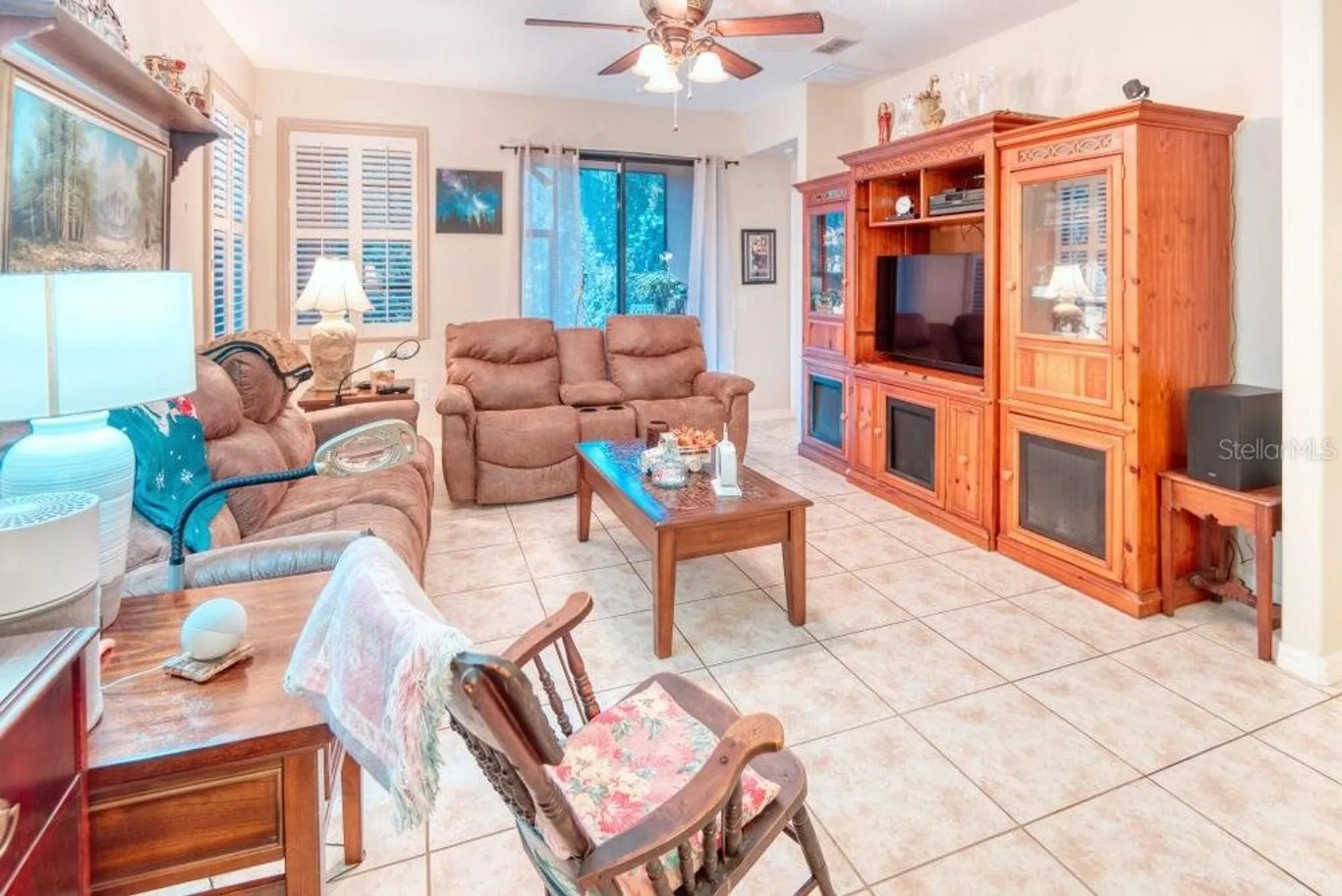 Property Slideshow image 9 of 61 | 640 grand canal dr, Kissimmee, FL, 34759