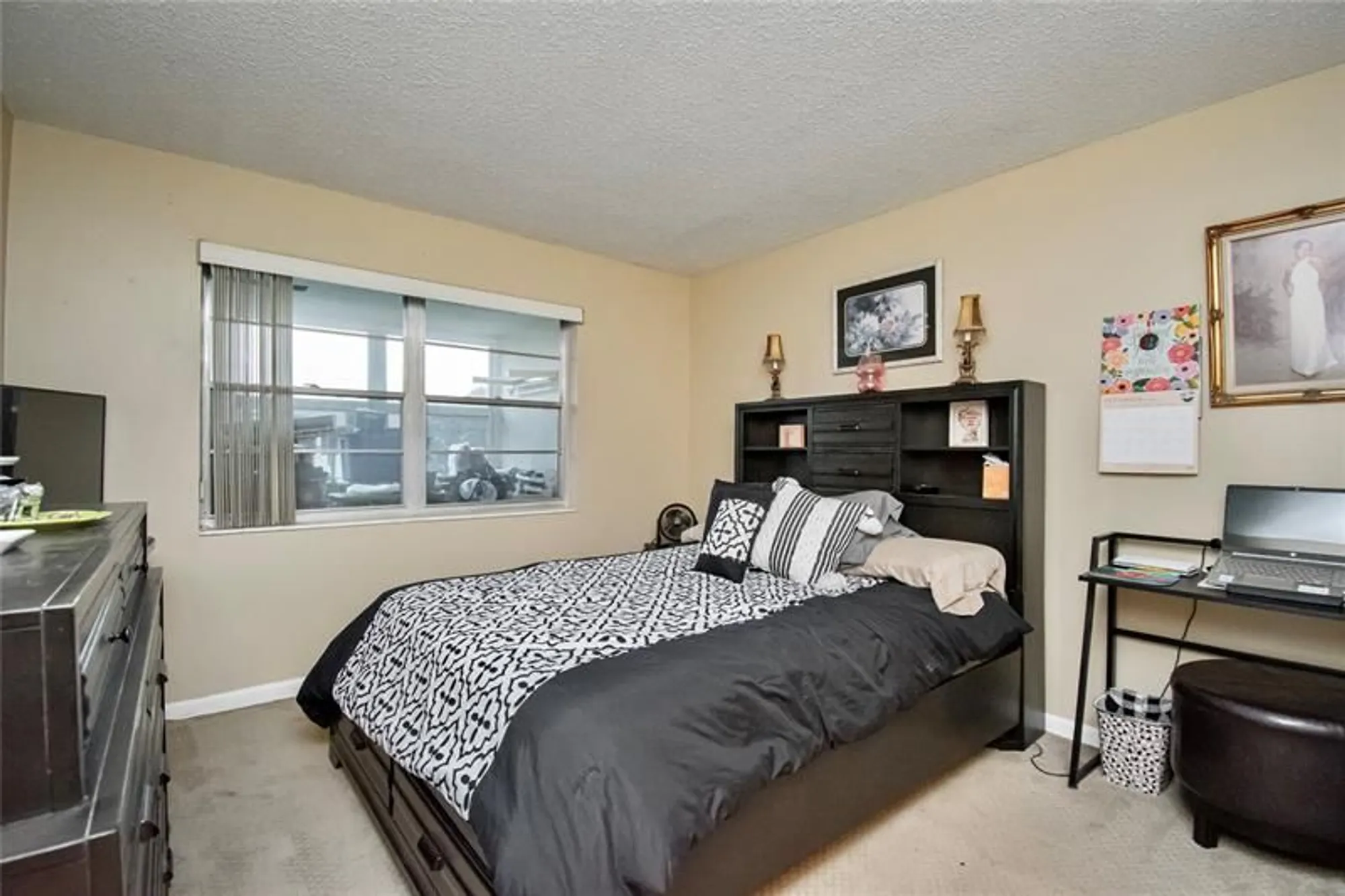 Property Slideshow image 15 of 30 | 235 kent n # 235, West Palm Beach, FL, 33417