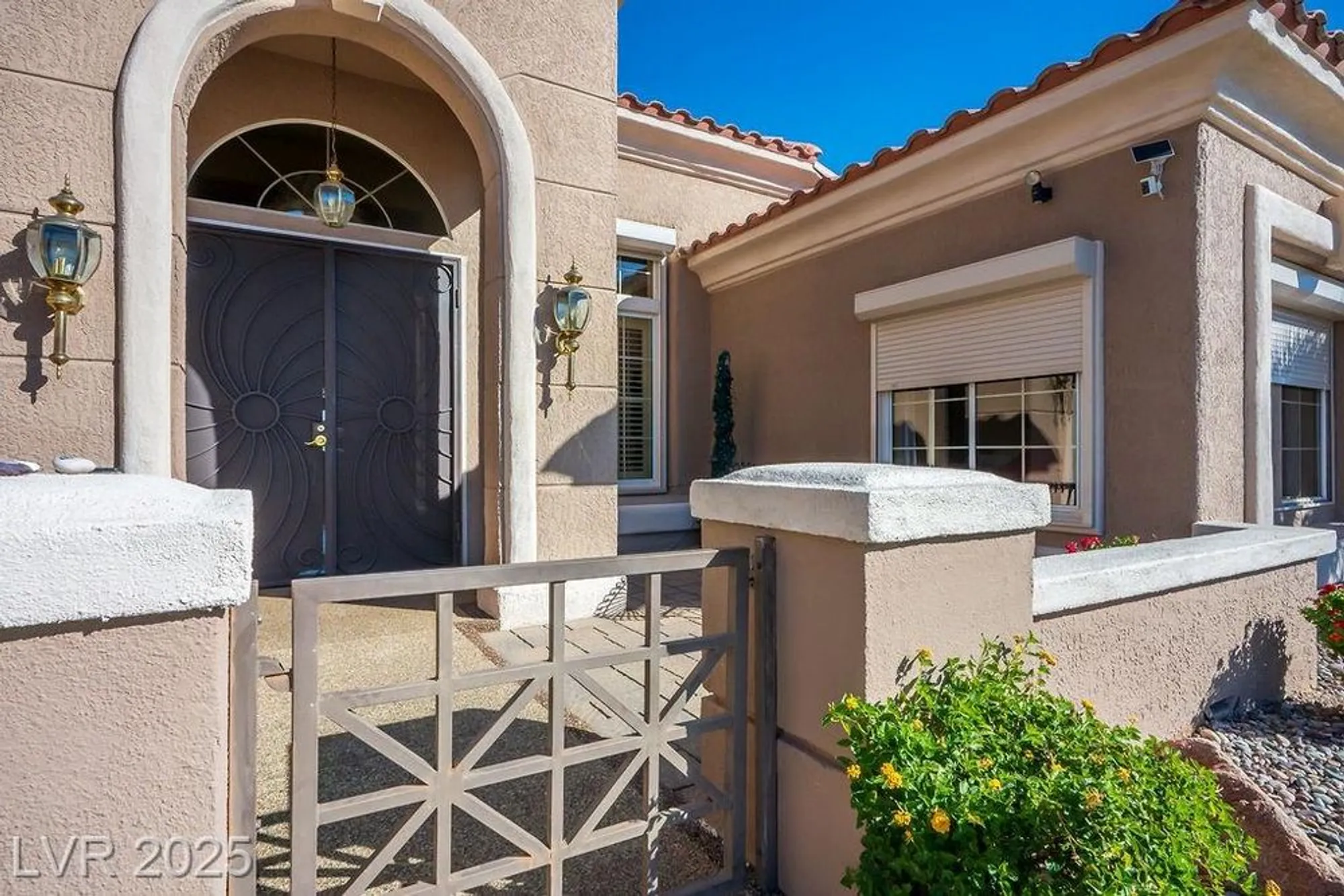 Property Slideshow image 42 of 99 | 10712 button willow dr, Las Vegas, NV, 89134