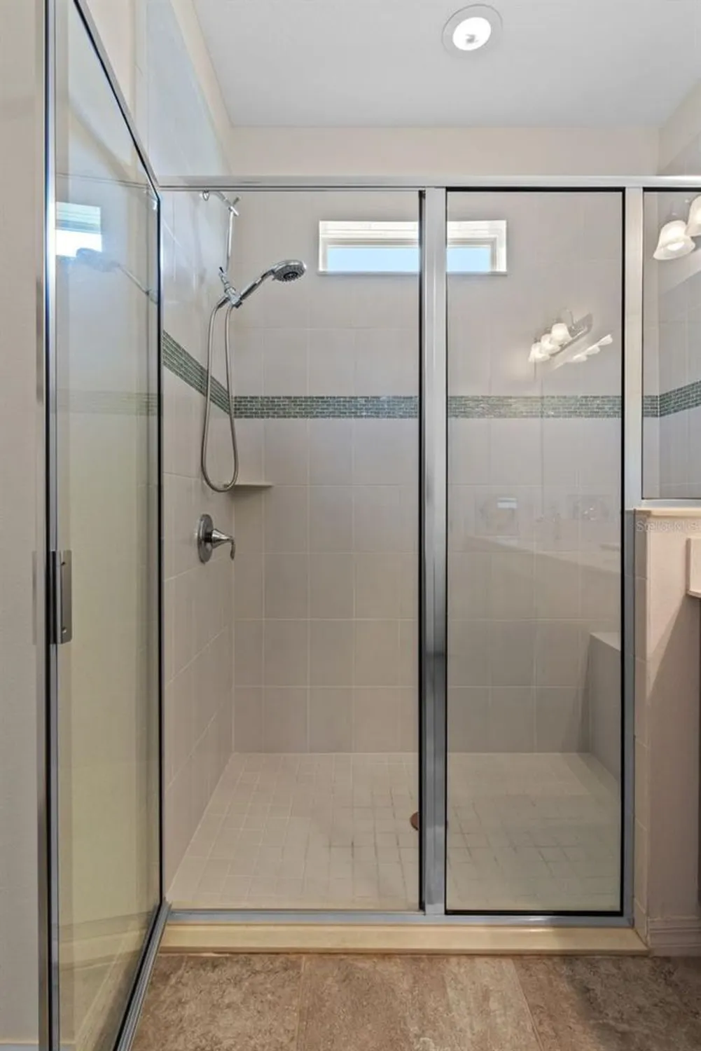 Property Slideshow image 21 of 78 | 101 palazzo ln, Poinciana, FL, 34759