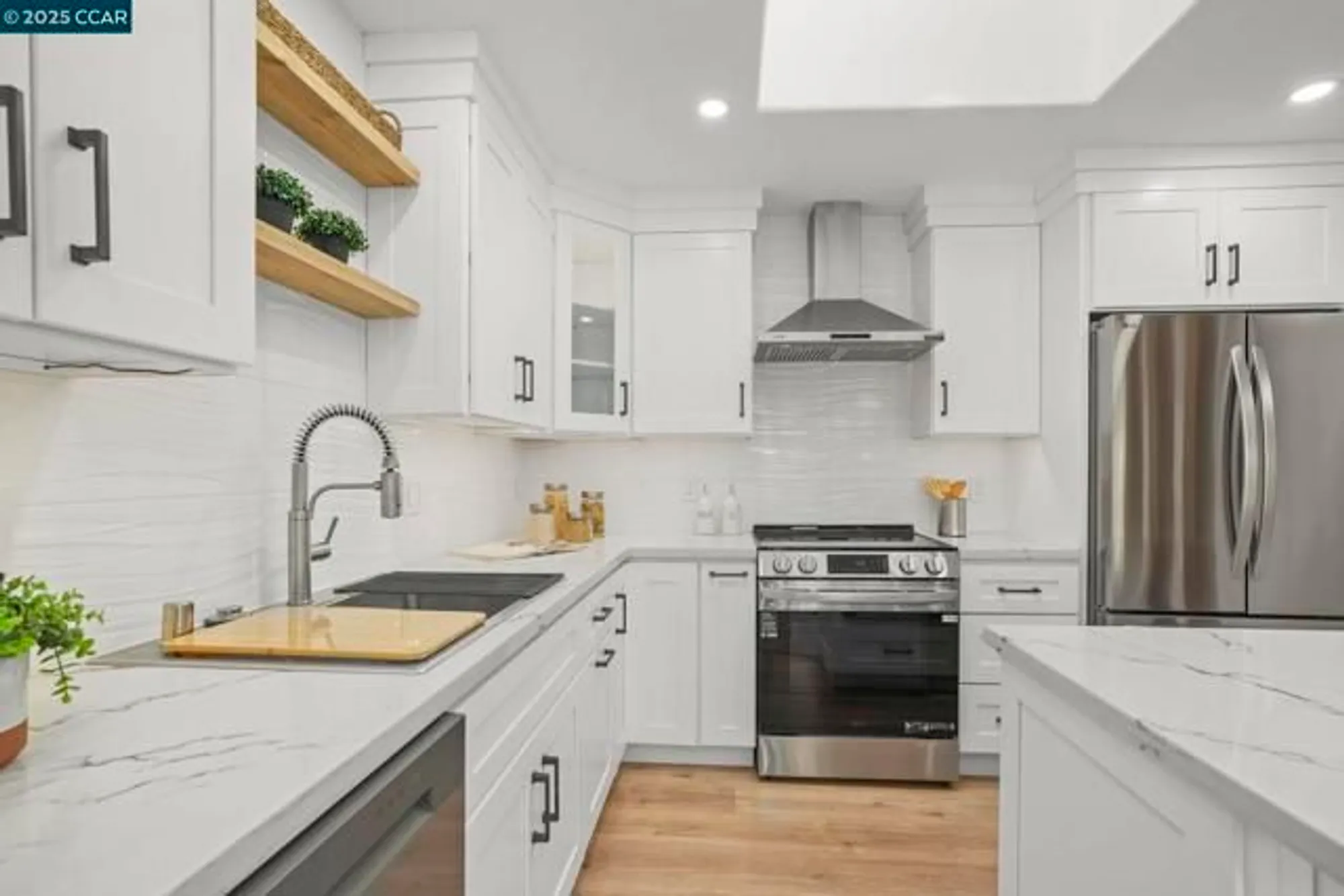 Property Slideshow image 11 of 42 | 1364 running springs rd apt 7, Walnut Creek, CA, 94595