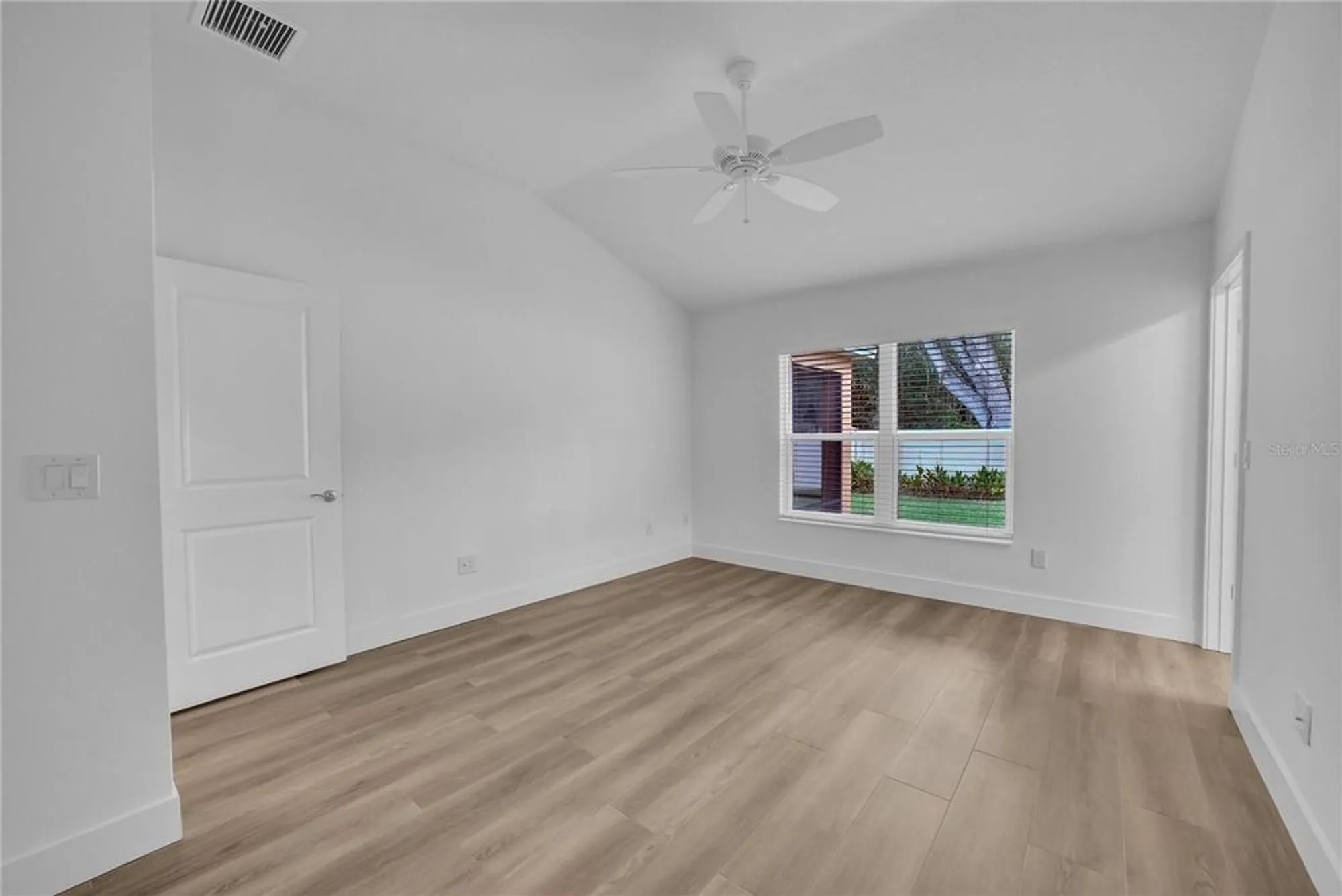 Property Slideshow image 24 of 56 | 5054 francis loop, The Villages, FL, 32163