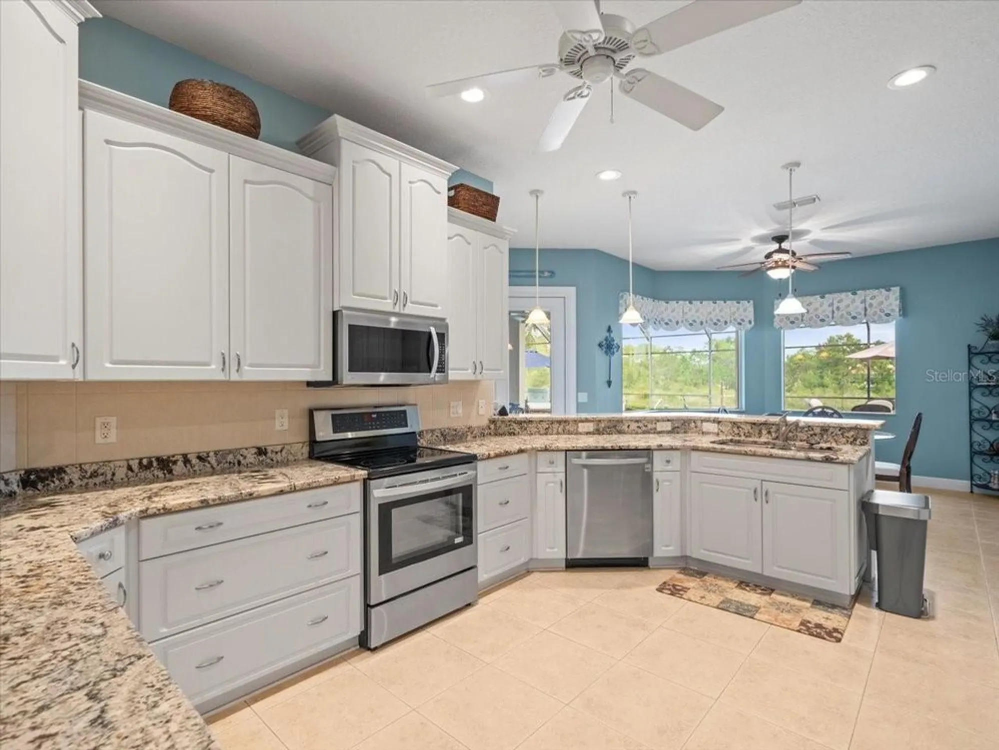 Property Slideshow image 23 of 87 | 9196 mississippi run, Weeki Wachee, FL, 34613