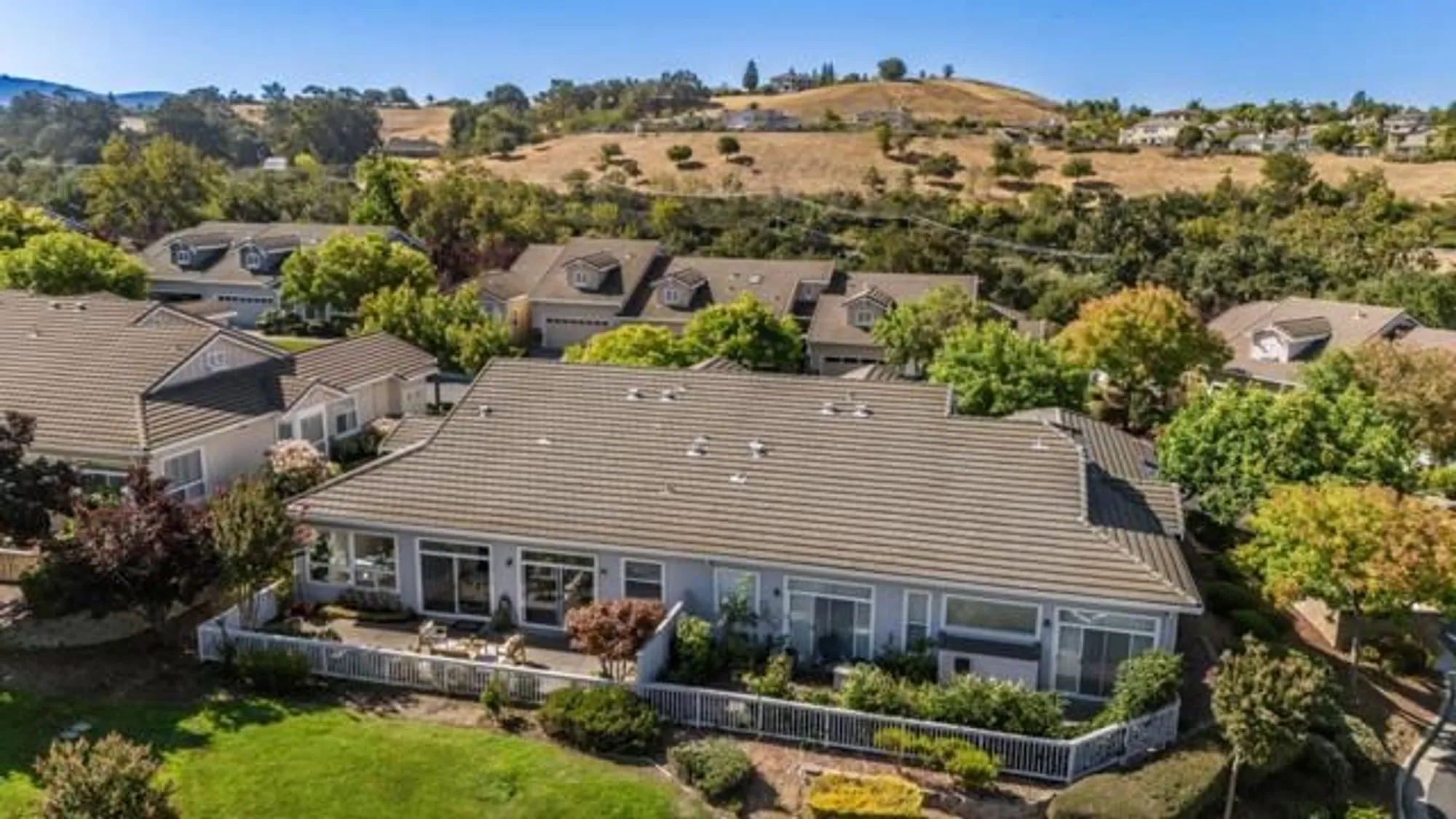 Property Slideshow image 31 of 56 | 2044 folle blanche dr, San Jose, CA, 95135