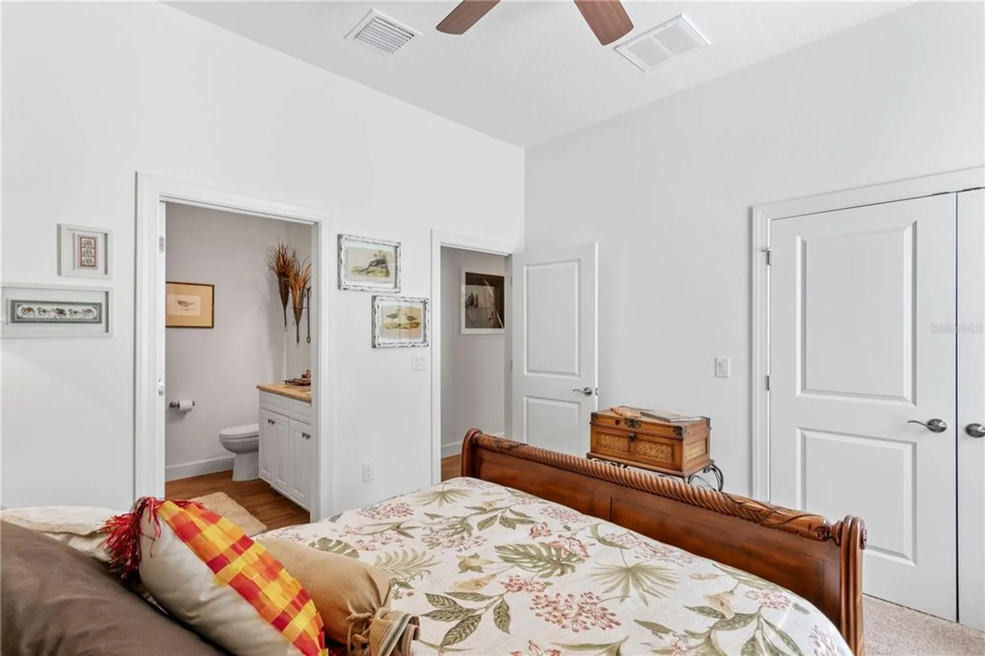 Property Slideshow image 25 of 68 | 20173 umbria hill dr, Tampa, FL, 33647