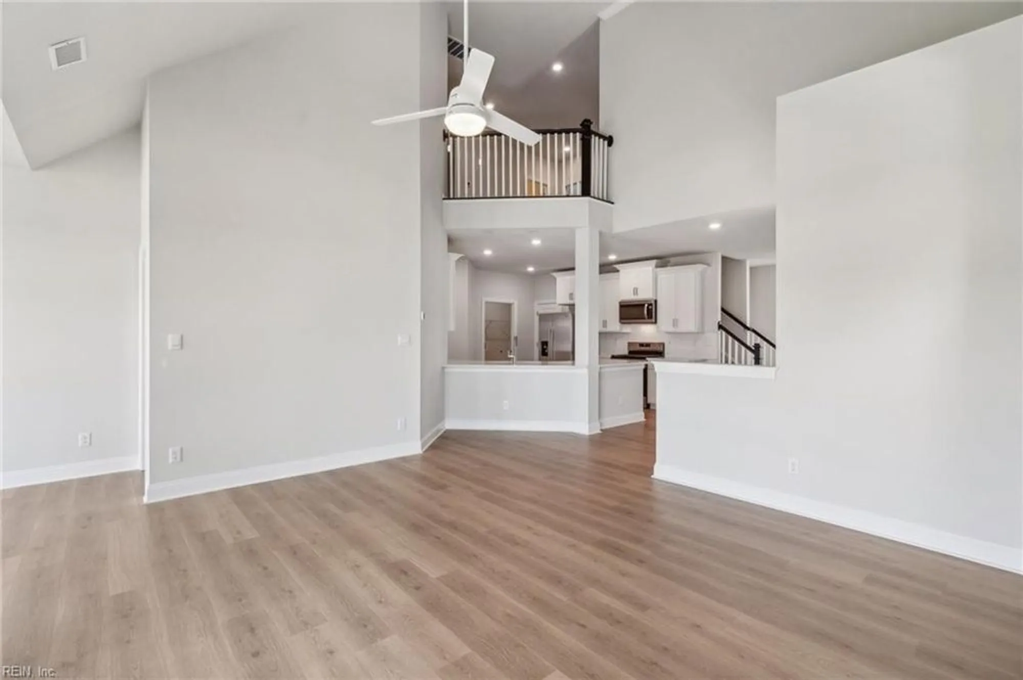 Property Slideshow image 13 of 27 | 2028 munro ln, Chesapeake, VA, 23322