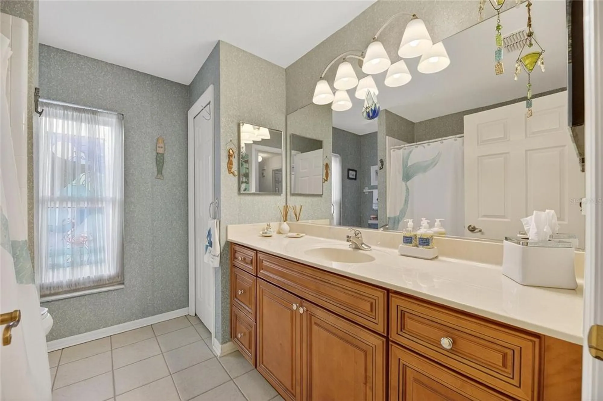 Property Slideshow image 21 of 68 | 2307 platinum dr, Sun City Center, FL, 33573