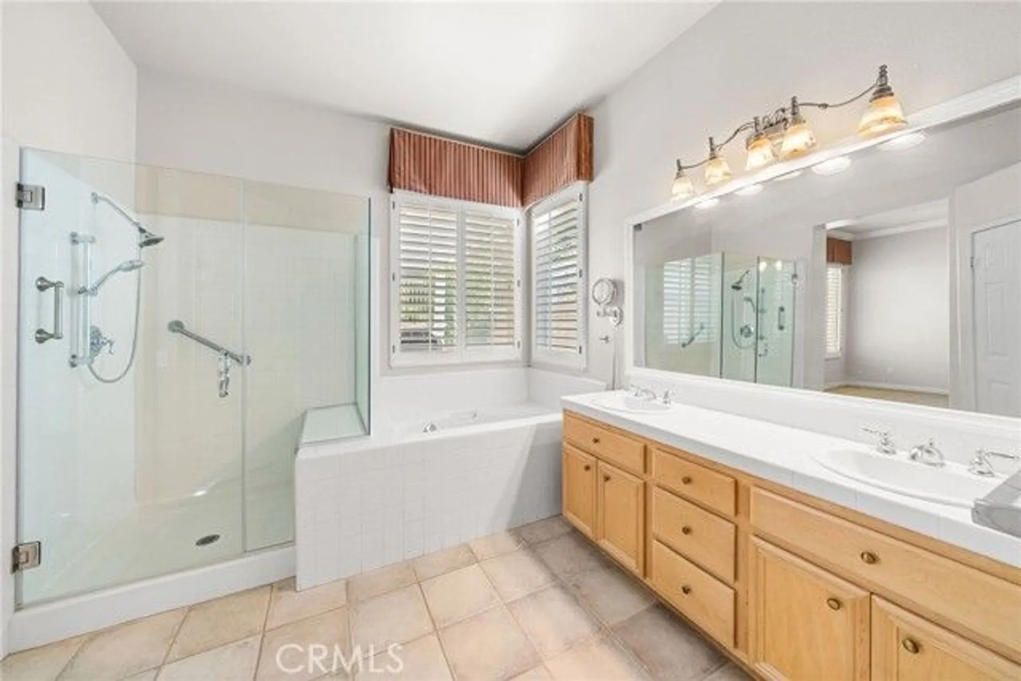 Property Slideshow image 32 of 62 | 21564 marana, Mission Viejo, CA, 92692
