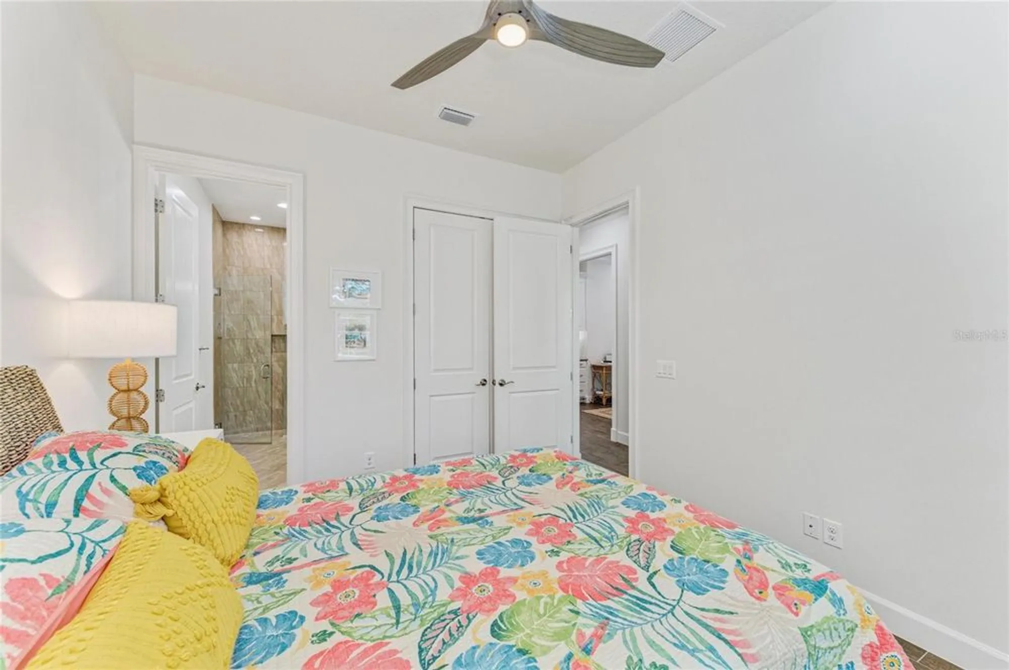 Property Slideshow image 47 of 98 | 334 castaway cay dr 101, Bradenton, FL, 34209