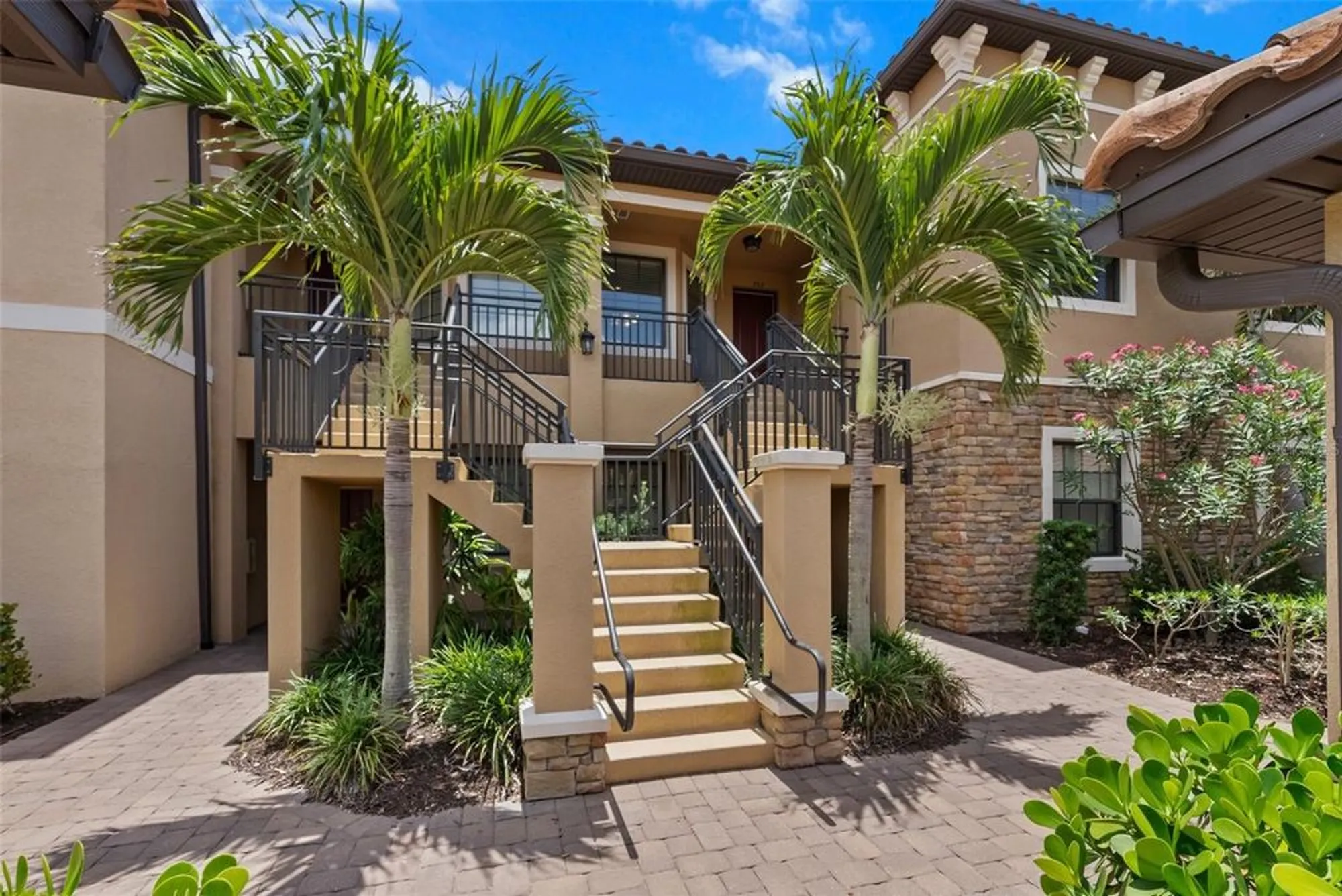 Property Slideshow image 1 of 88 | 13810 messina loop 202, Bradenton, FL, 34211