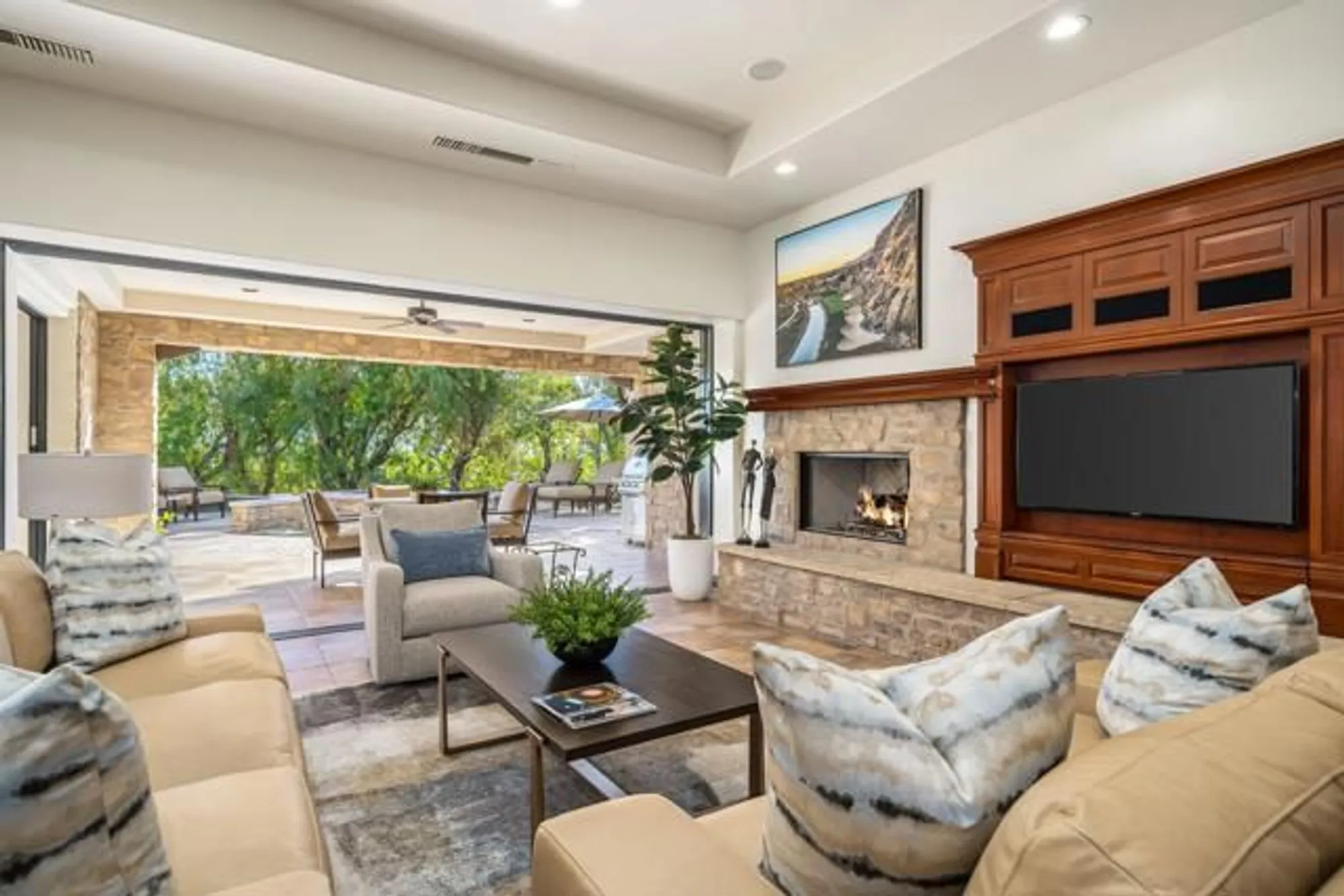 Property Slideshow image 15 of 55 | 54125 e residence club drive dr 22-02, La Quinta, CA, 92253