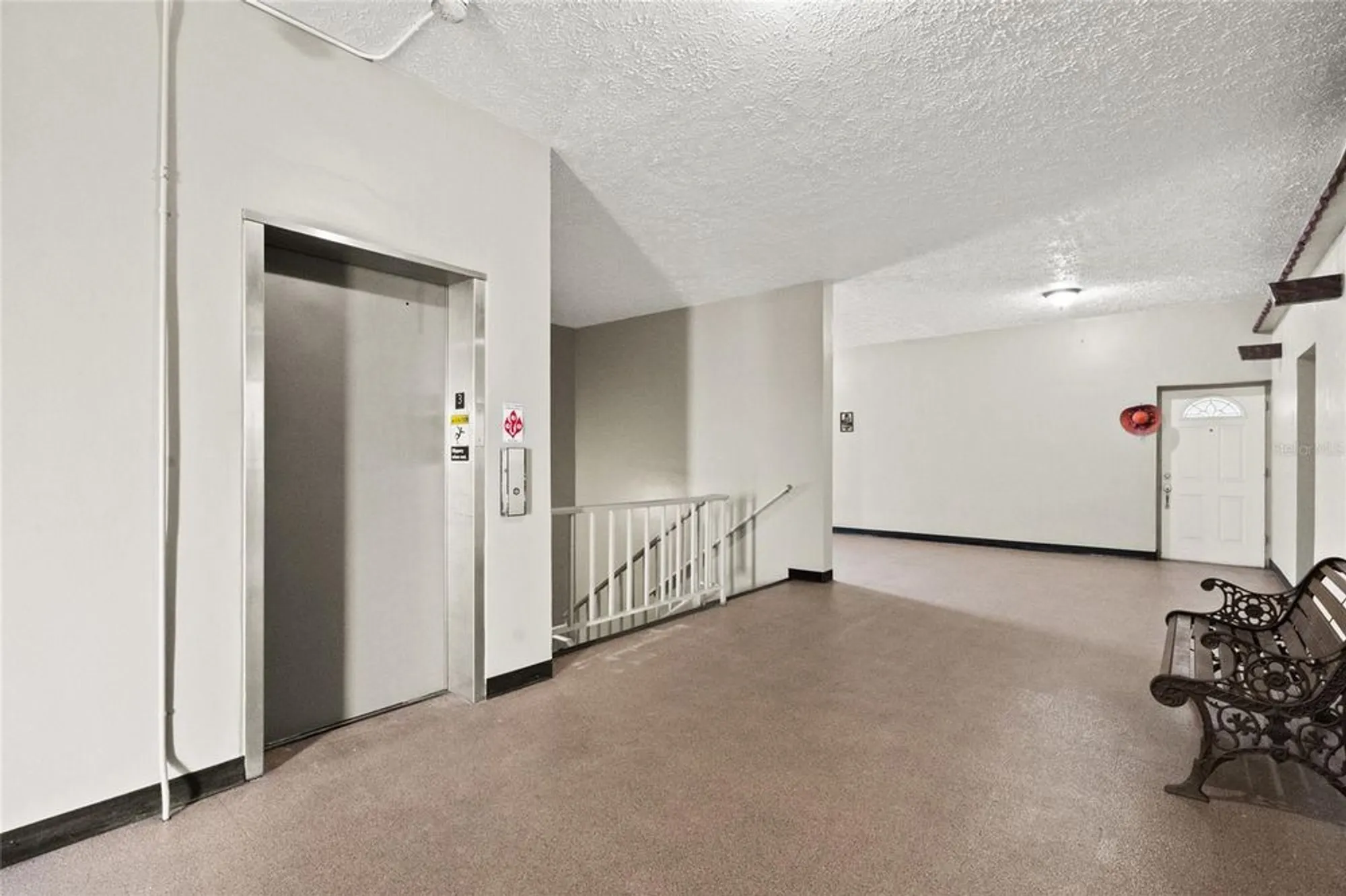 Property Slideshow image 27 of 42 | 2416 world parkway blvd 26, Clearwater, FL, 33763