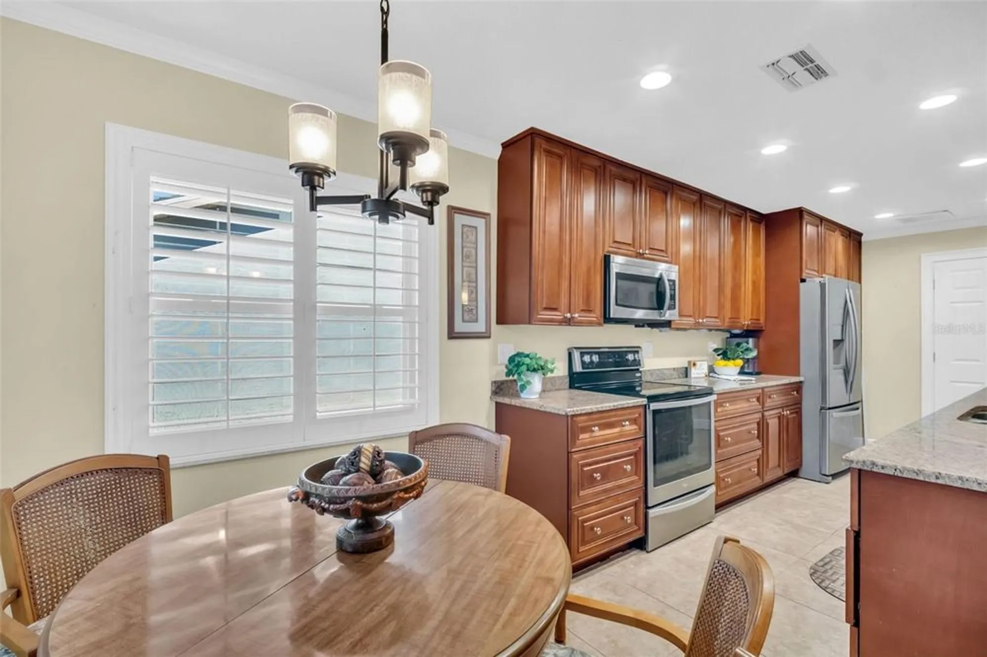 Property Slideshow image 18 of 57 | 1222 gillespie dr, Palm Harbor, FL, 34684