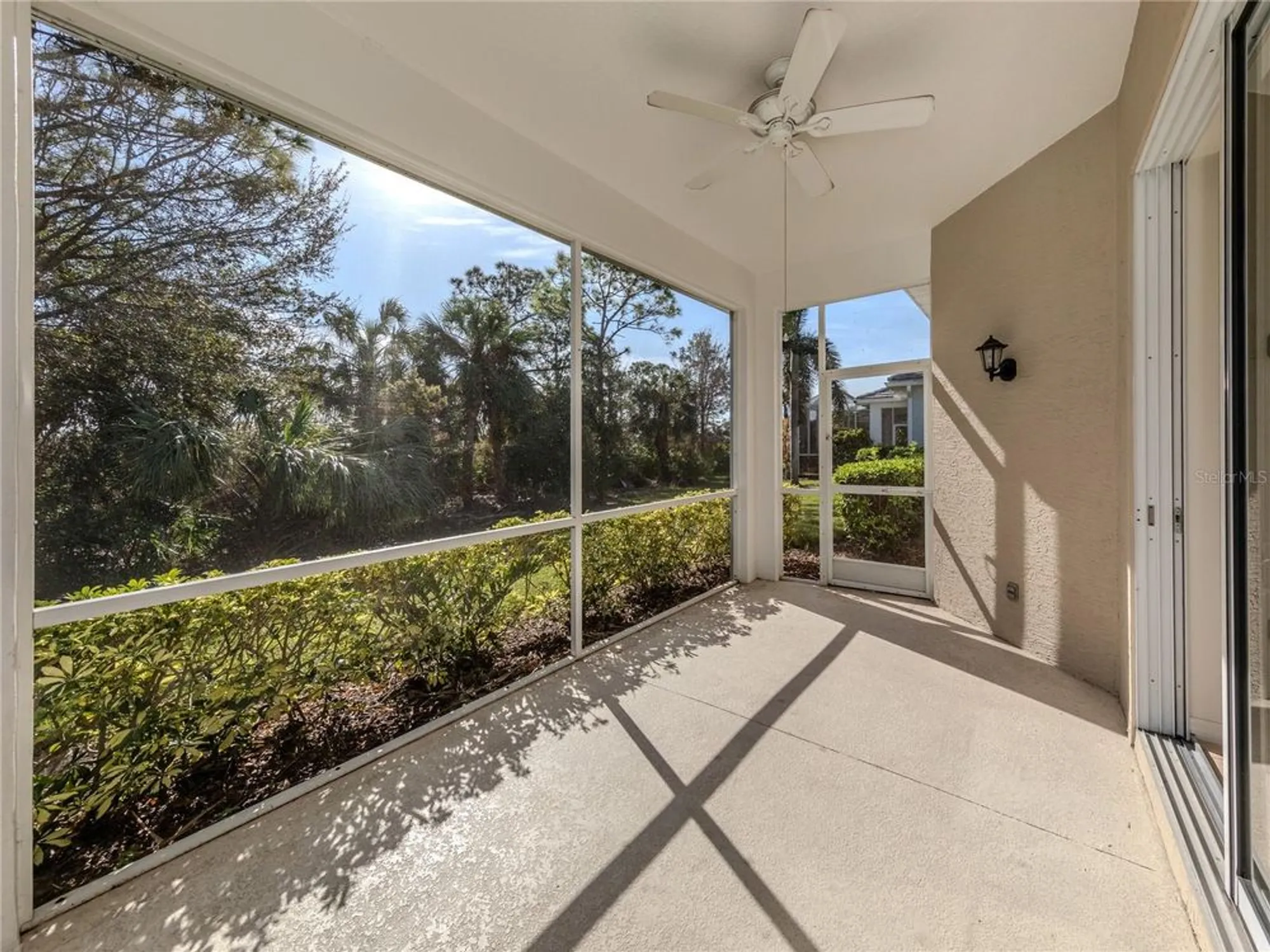 Property Slideshow image 13 of 33 | 1622 monarch dr # 1622, Venice, FL, 34293