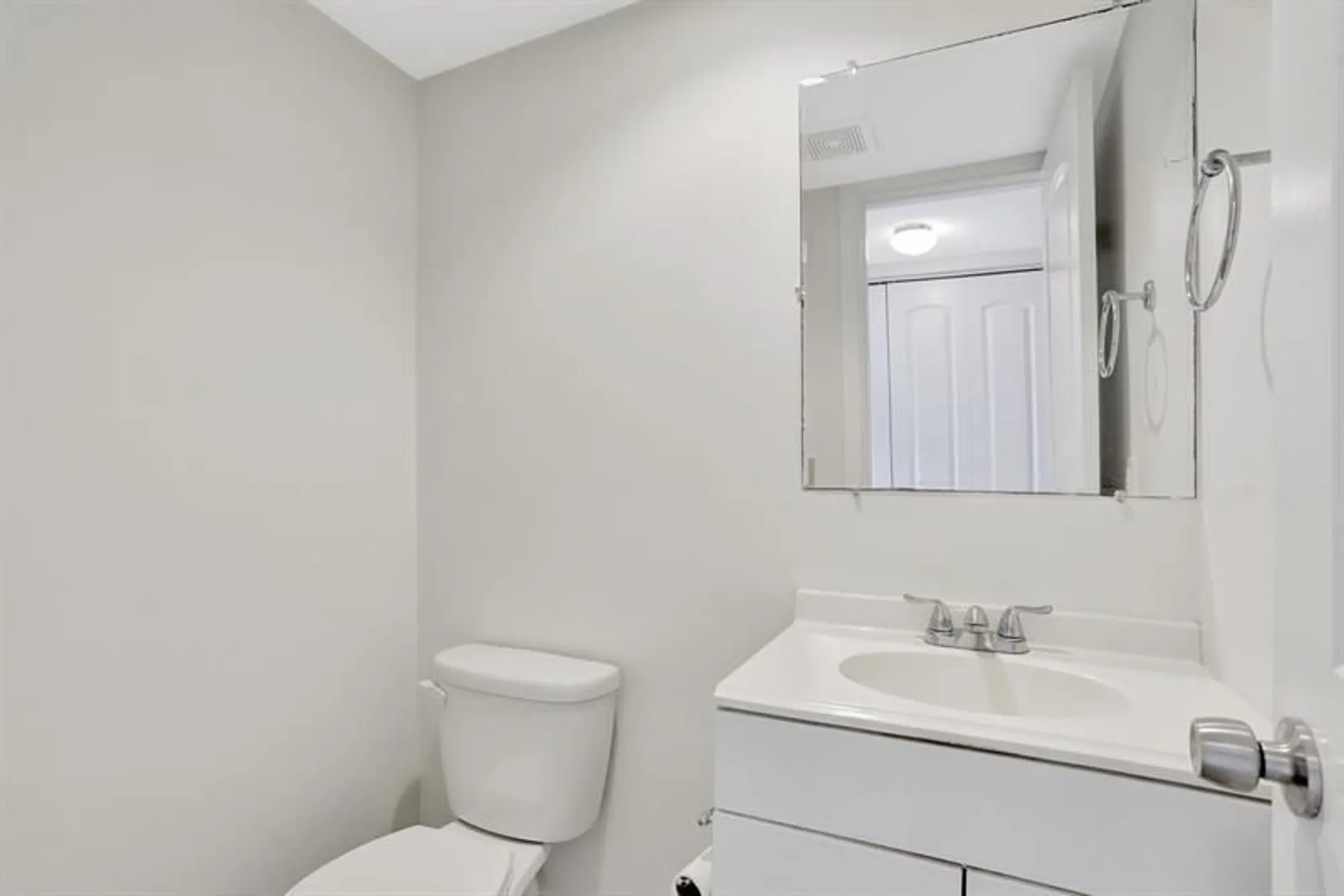 Property Slideshow image 8 of 38 | 275 markham m # 275, Deerfield Beach, FL, 33442