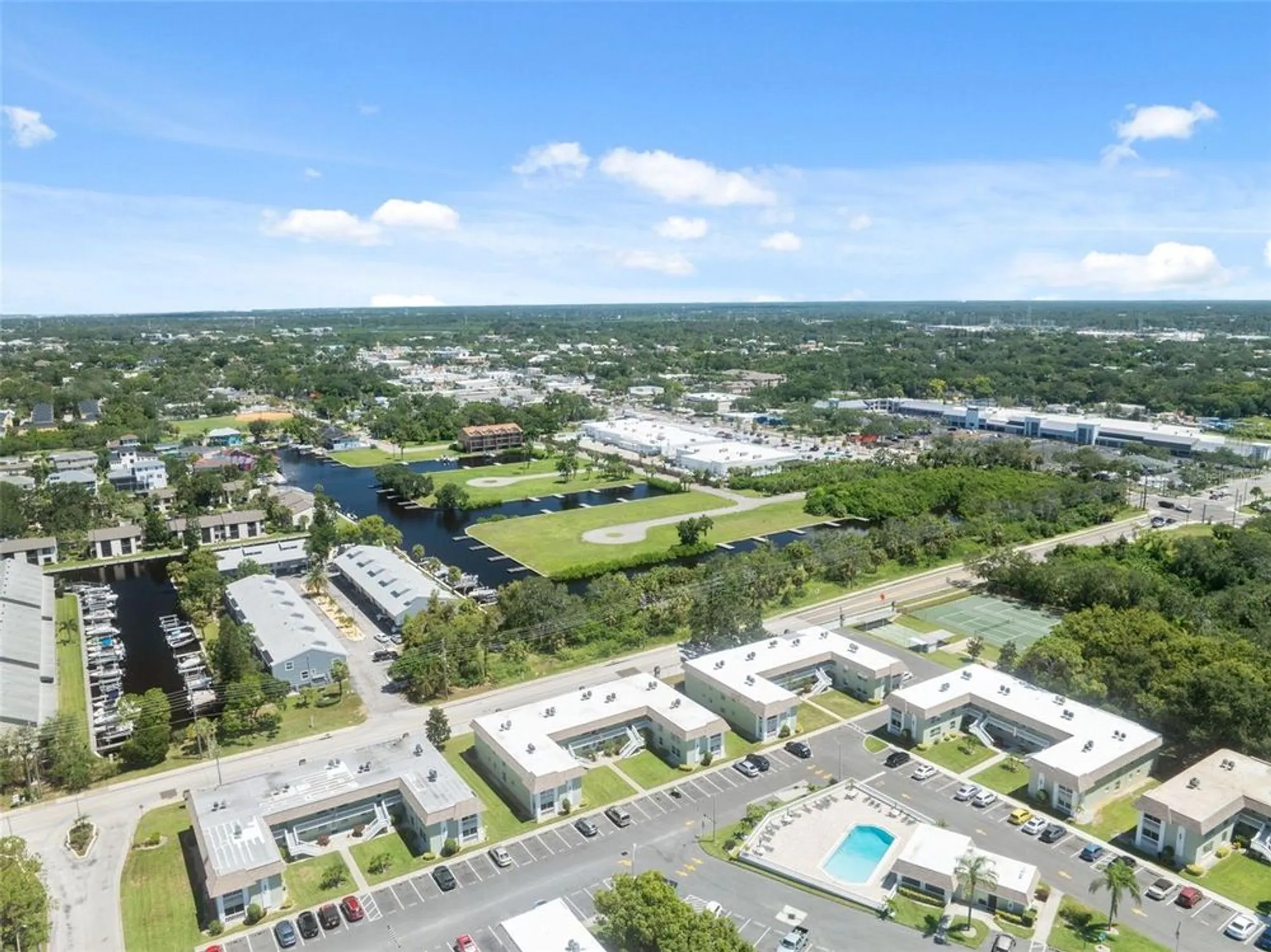 Property Slideshow image 22 of 38 | 1250 s pinellas ave 910, Tarpon Springs, FL, 34689