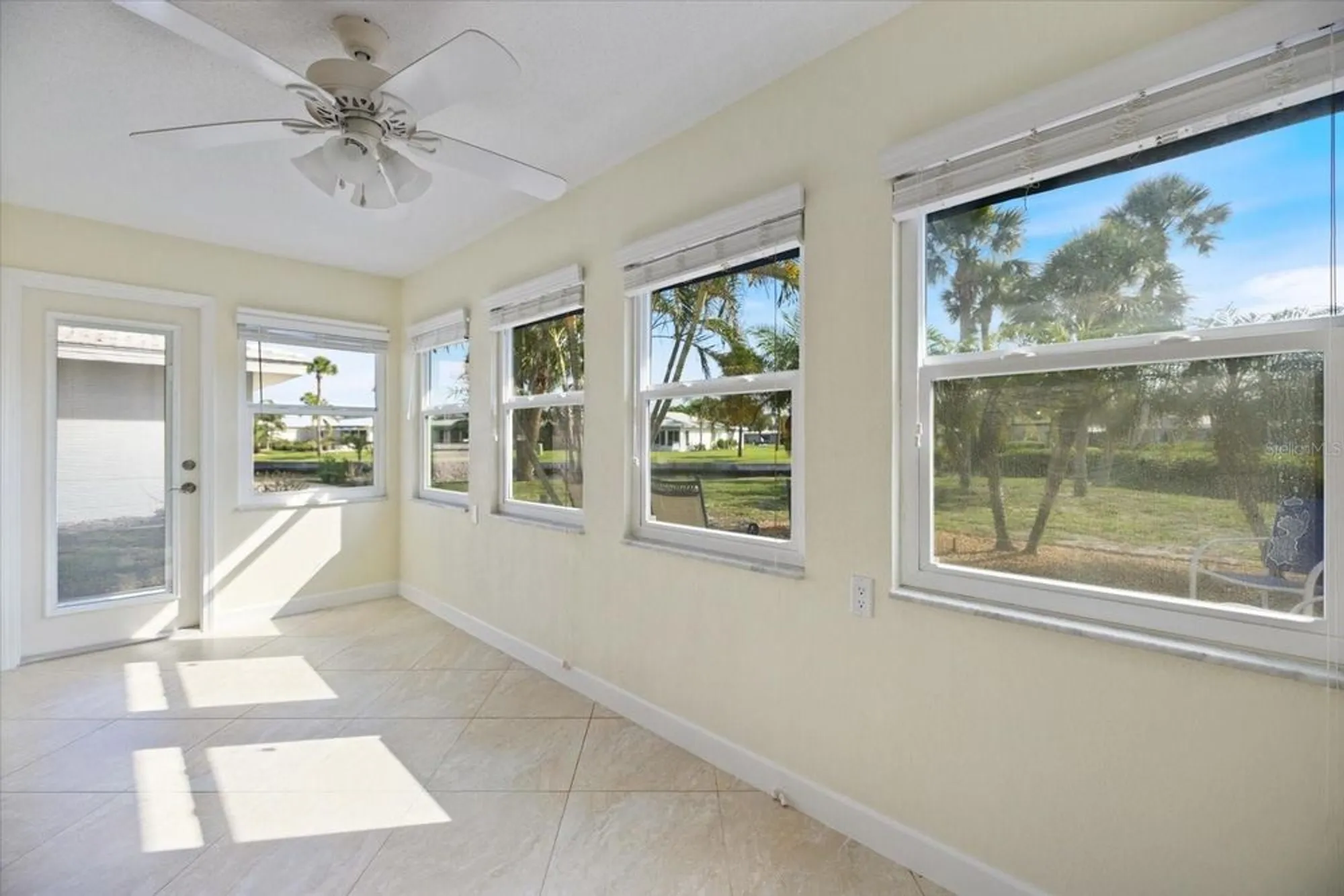 Property Slideshow image 15 of 47 | 107 clipper way # 107, Nokomis, FL, 34275