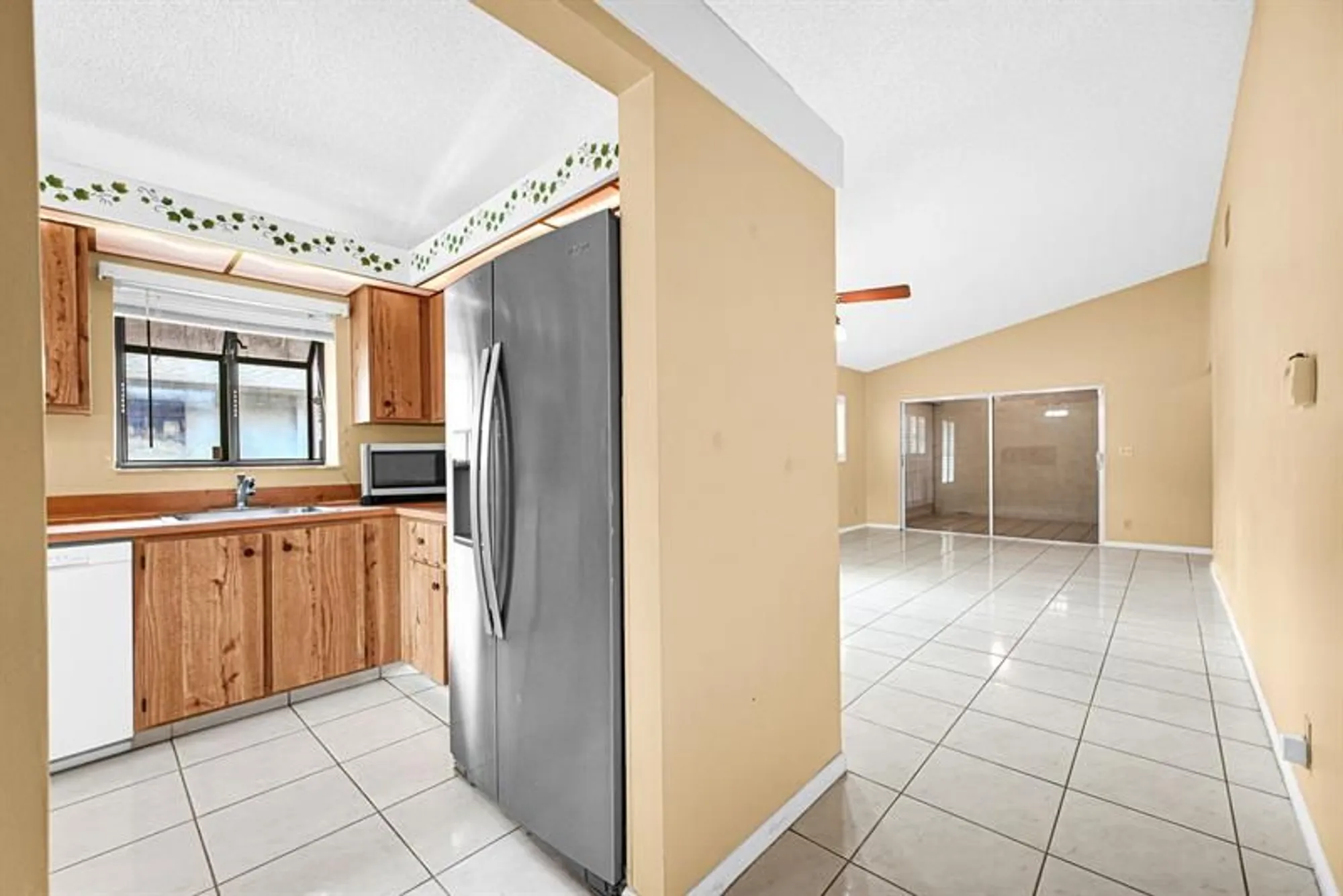 Property Slideshow image 6 of 49 | 8943 sunscape ln # 8943, Boca Raton, FL, 33496