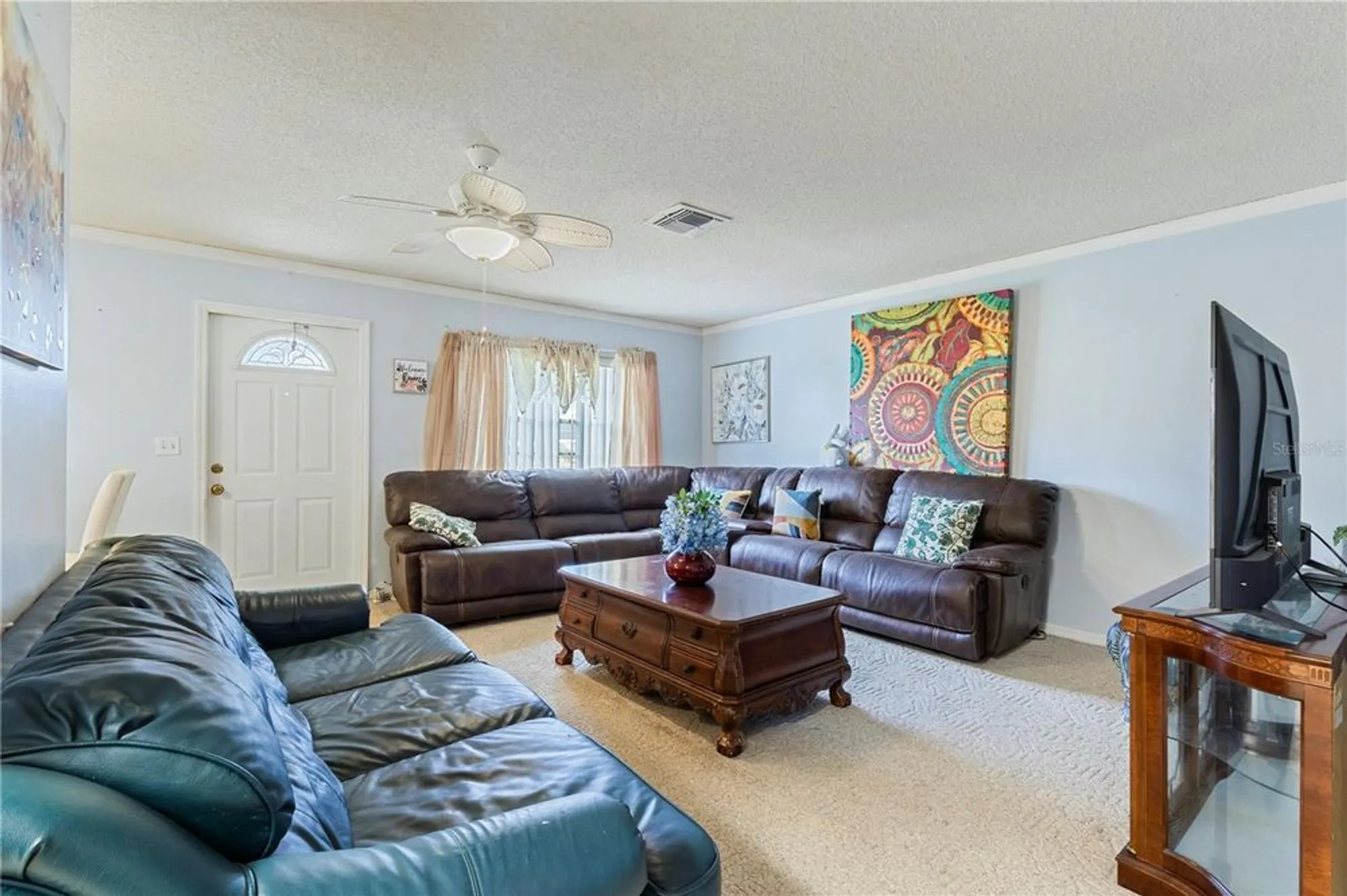 Property Slideshow image 8 of 34 | 409 feltham trl b, Sun City Center, FL, 33573