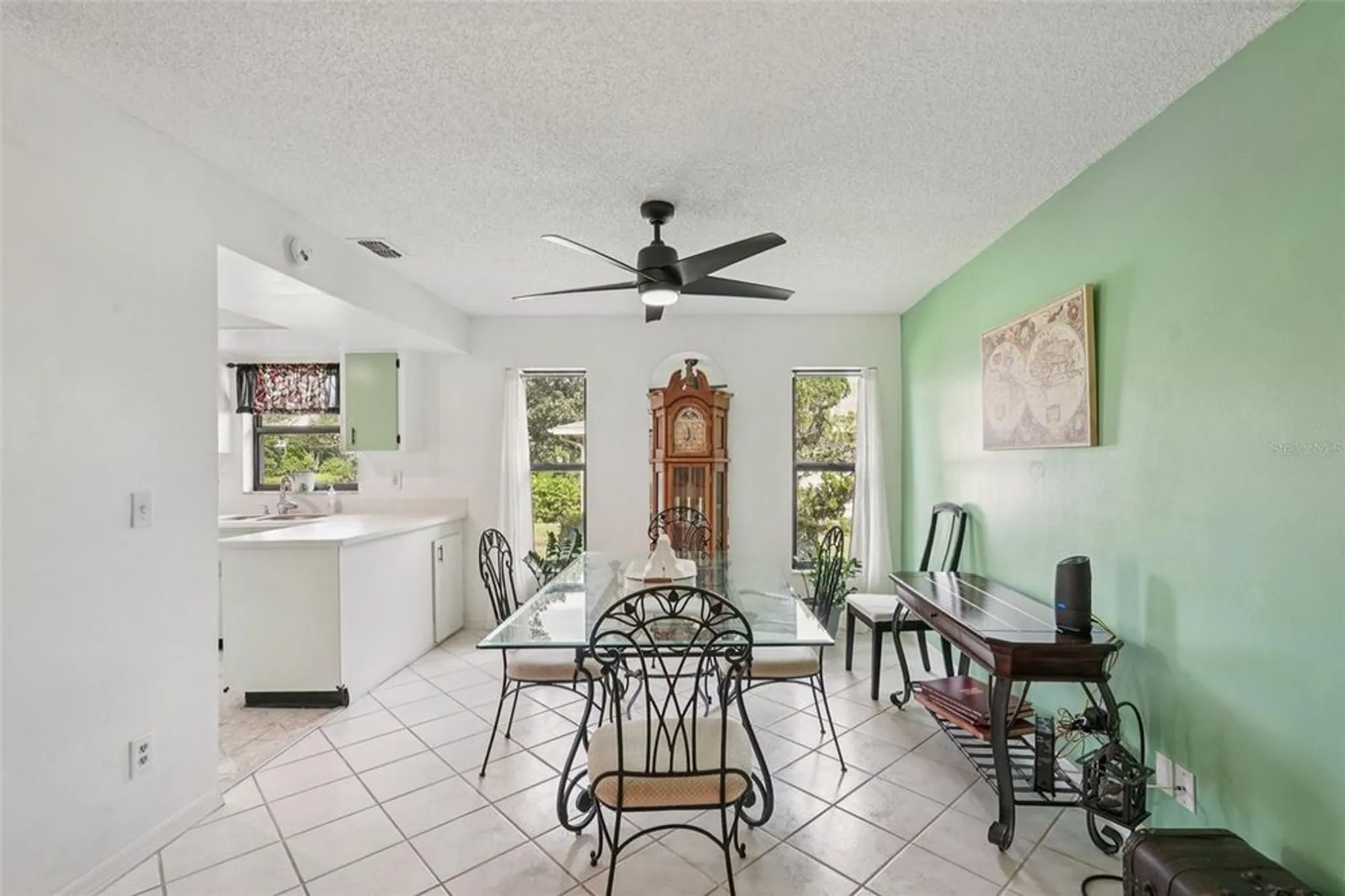 Property Slideshow image 8 of 51 | 1604 leland dr, Sun City Center, FL, 33573